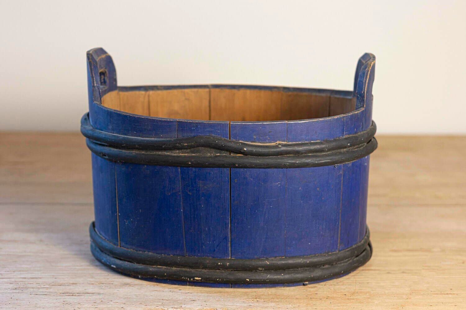 Swedish 1880s Oval Milk Tub with Blue and Black Paint and Distressed Patina - JAA