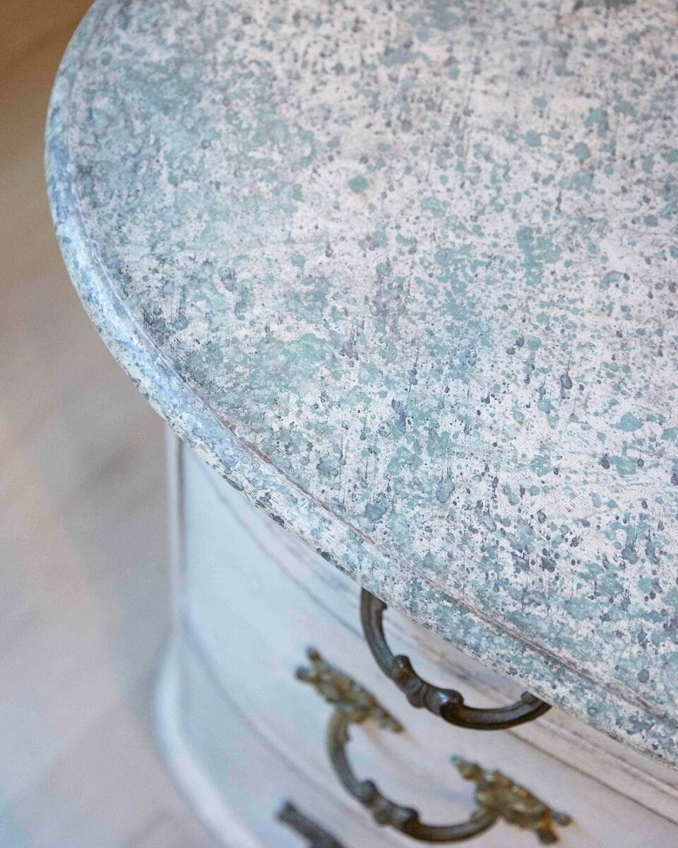 Swedish Baroque Style 19th Century Gray Serpentine Front Three-Drawer Chest - JAA