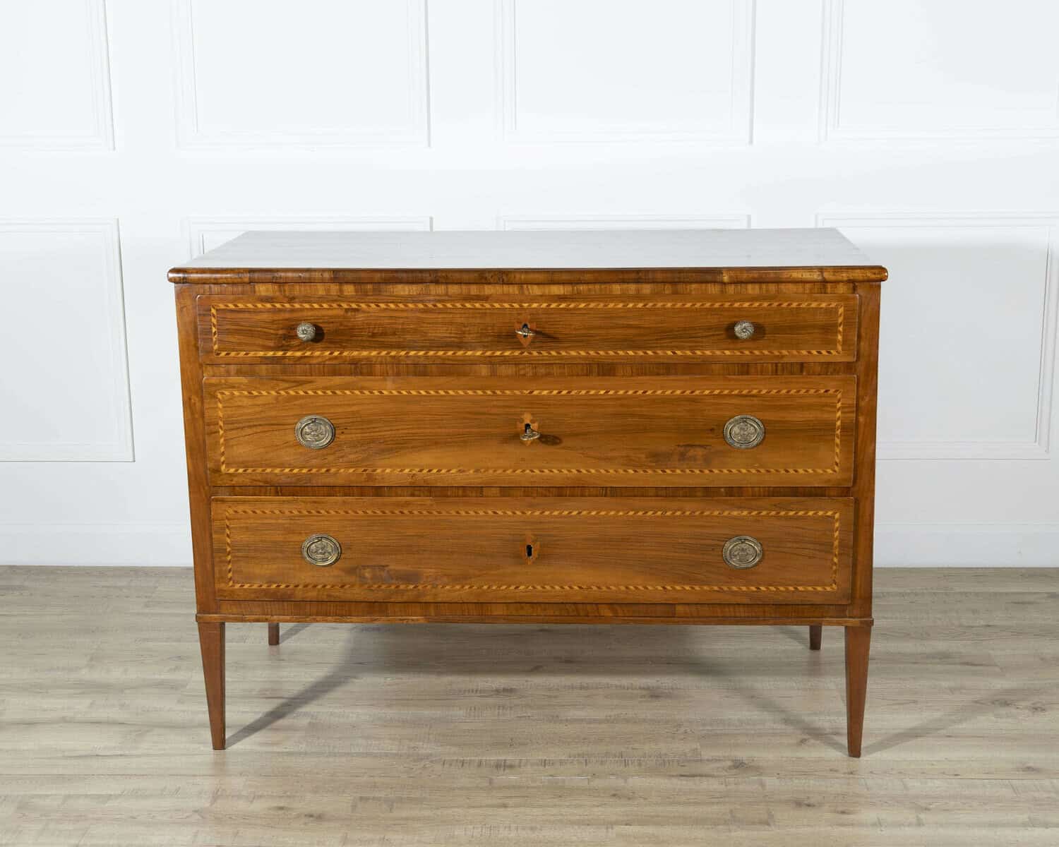 Late 18th Century Neoclassical Chest Of Drawers In Walnut And Cherry - JAA