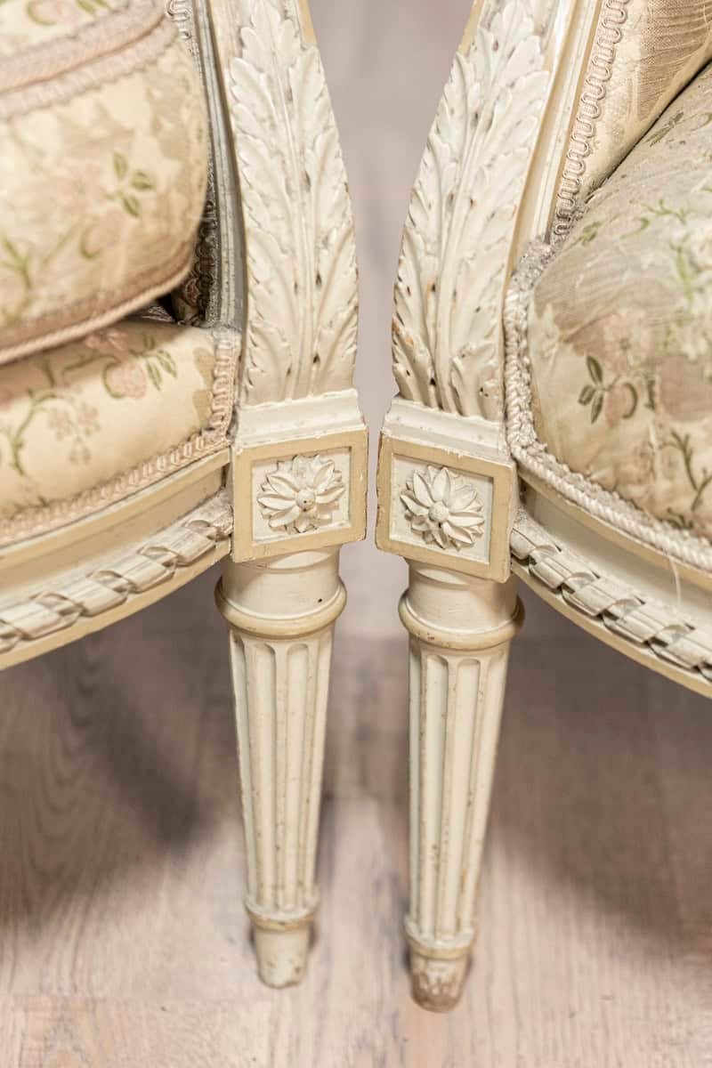 Pair of French Louis XVI Style 1900s Painted and Carved Bergères à Oreilles - JAA