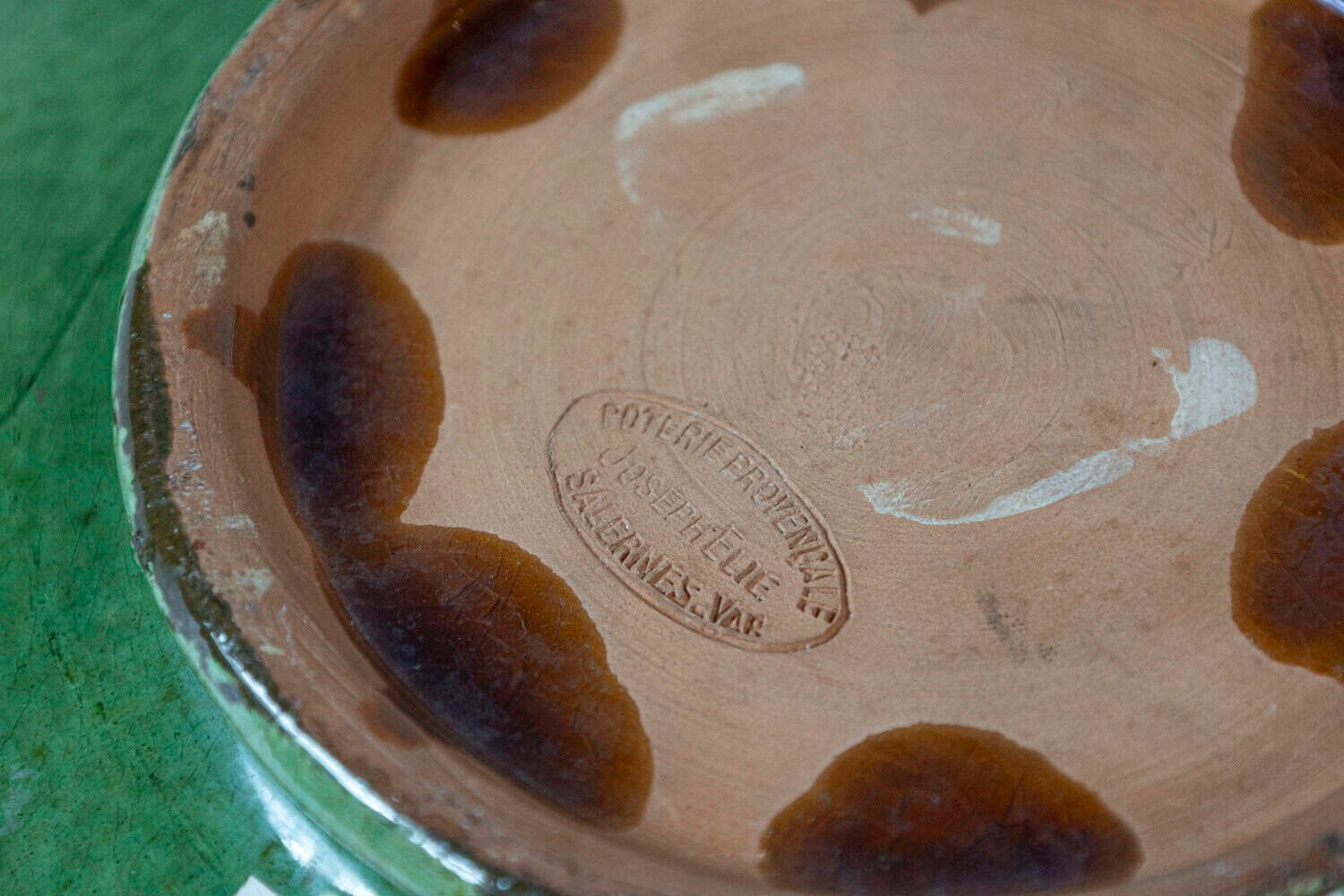 French Provincial 1850s Green Glazed Hors d Ouvres Dish with Scalloped Edges - JAA