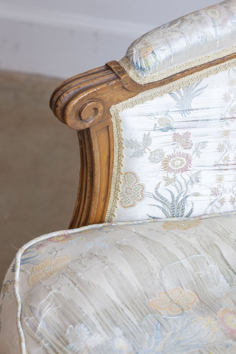 French Louis XVI Period Late 18th Century Walnut Bergère Chair with Curving Back - JAA