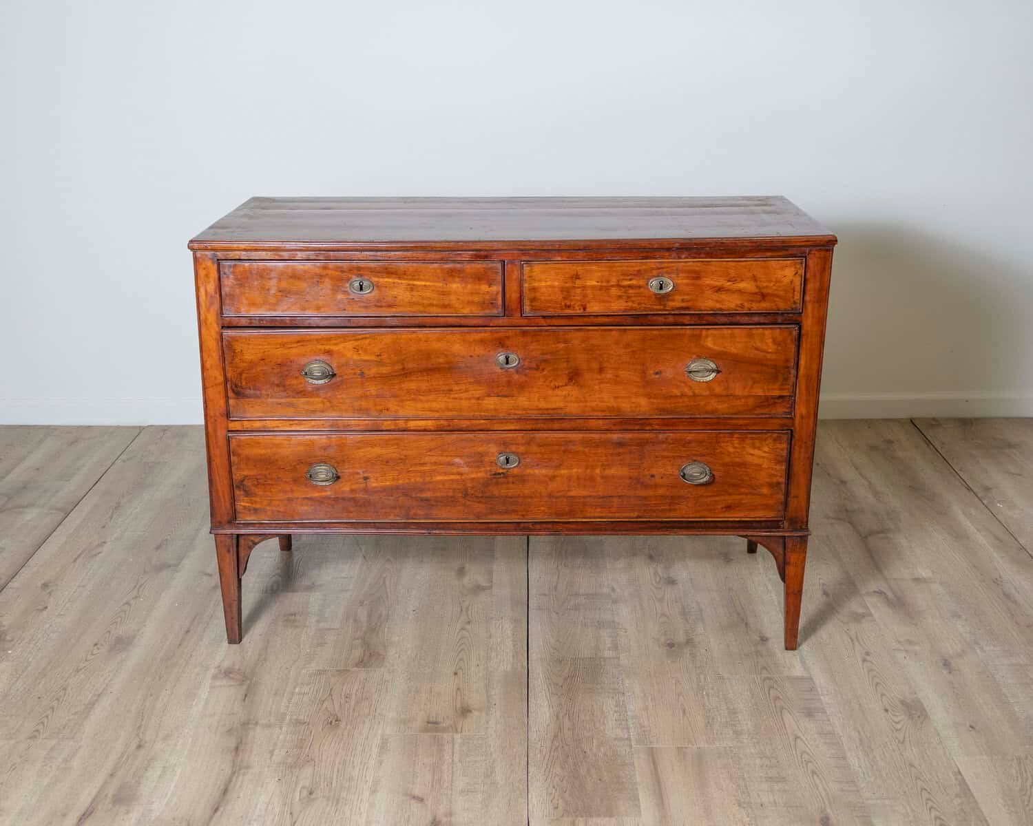 18th-century Italian cherrywood chest of drawers from Venice - JAA