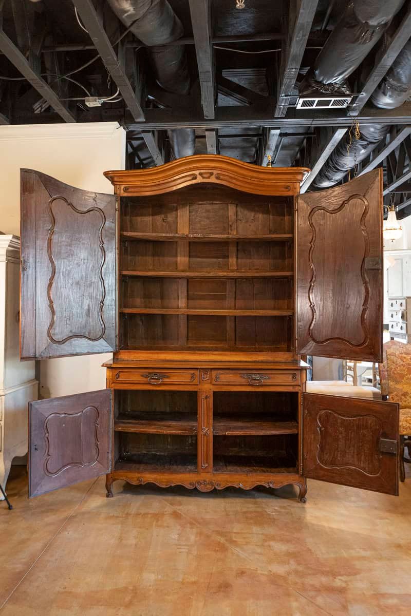 French Louis XV Period 1750s Cherry Buffet à Deux-Corps with C-Scroll Motifs - JAA