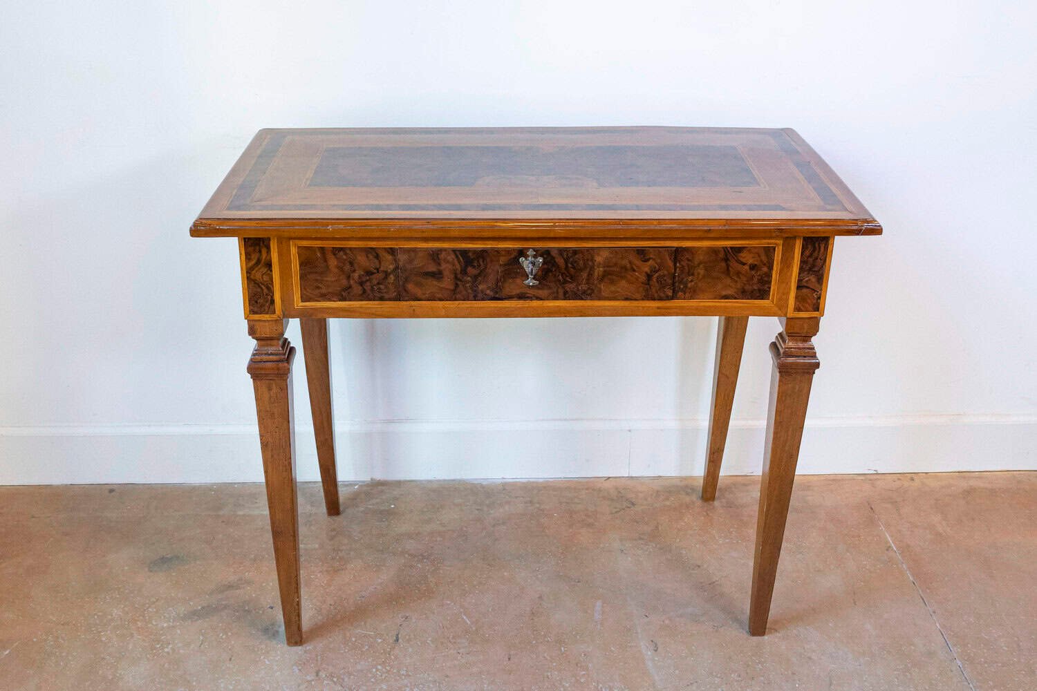 Italian Neoclassical Period 18th Century Console Table with Marquetry Décor - JAA