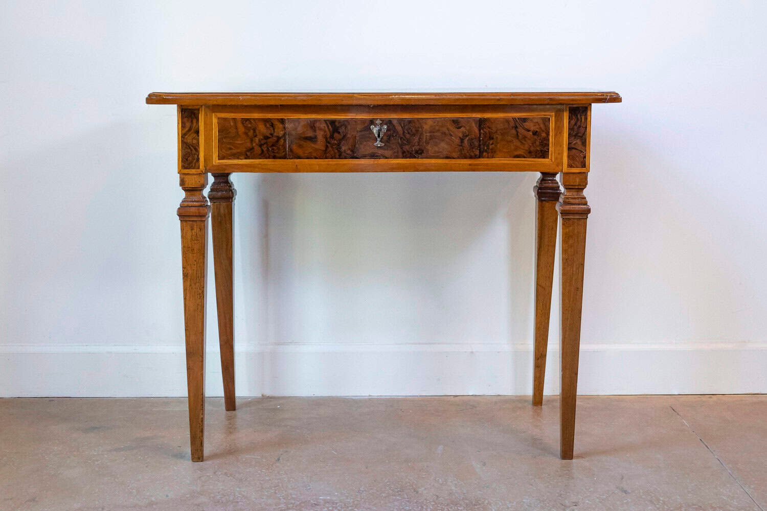 Italian Neoclassical Period 18th Century Console Table with Marquetry Décor - JAA
