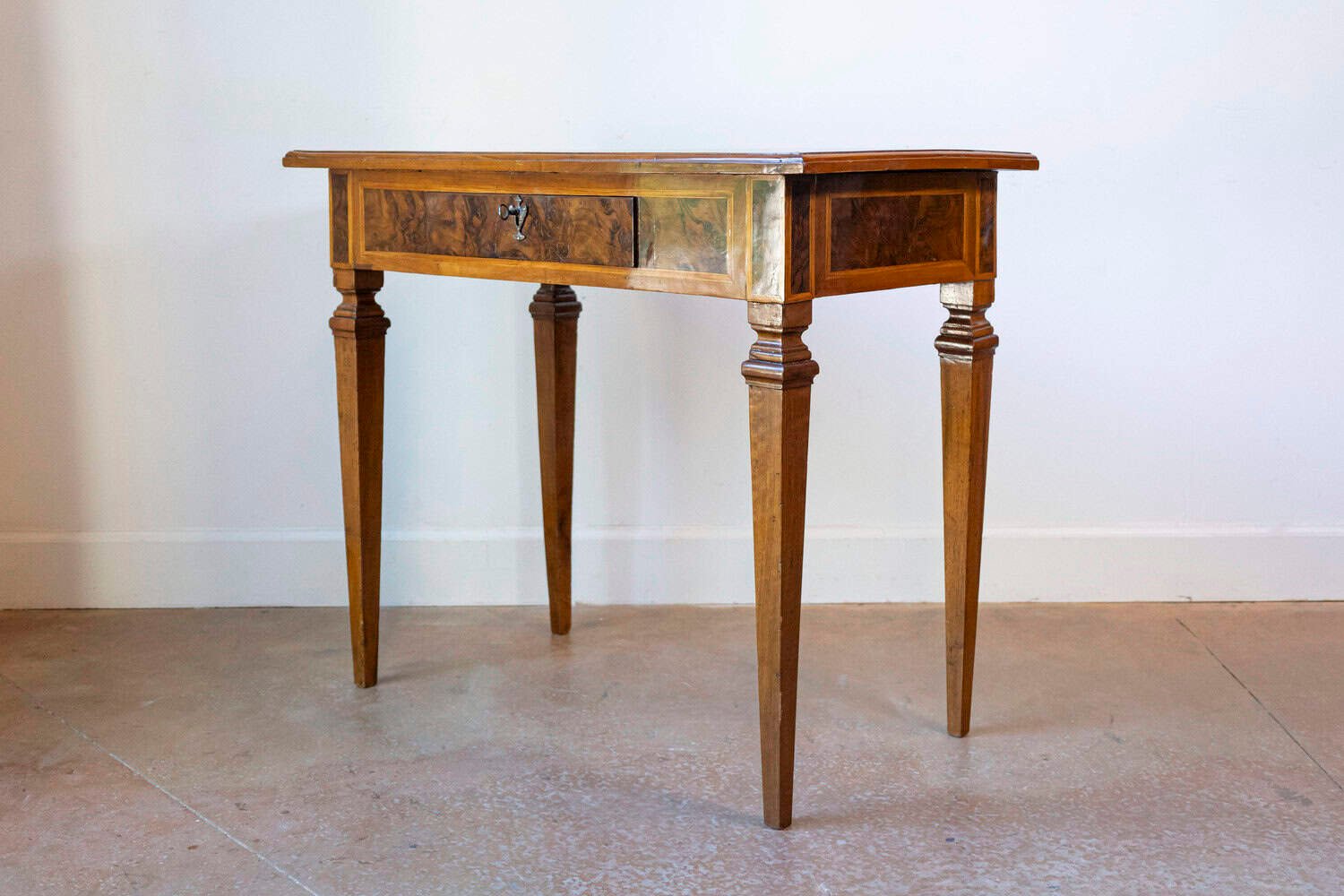 Italian Neoclassical Period 18th Century Console Table with Marquetry Décor - JAA