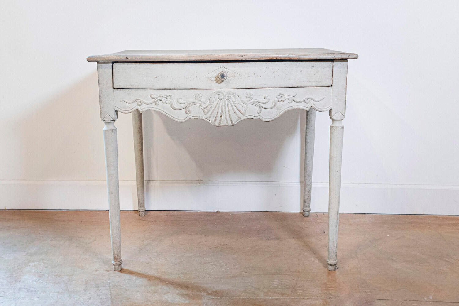 Swedish 1810s Period Gustavian Painted Side Table with Drawer and Carved Apron - JAA