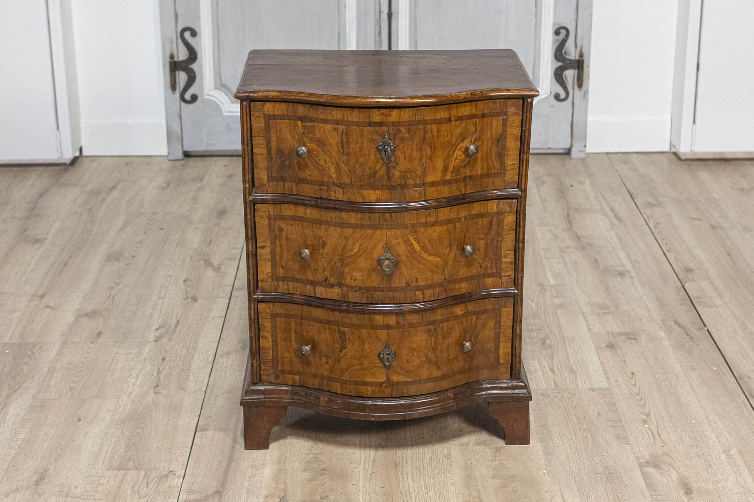 Italian 18th Century Walnut and Mahogany Three-Drawer, Serpentine Front Chest - JAA