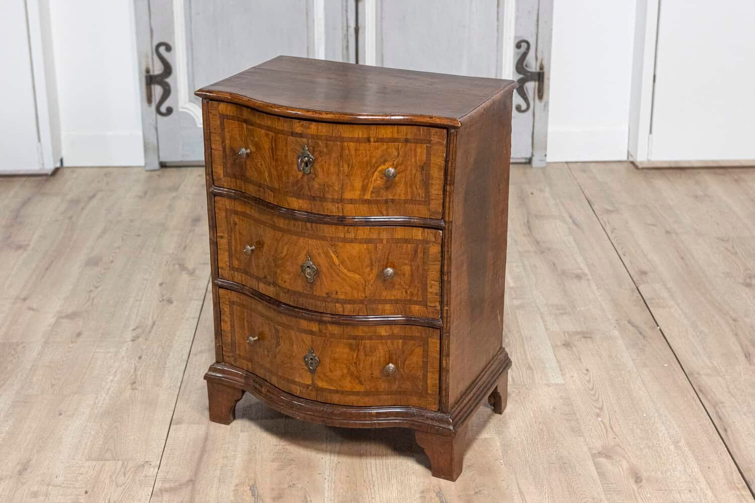 Italian 18th Century Walnut and Mahogany Three-Drawer, Serpentine Front Chest - JAA