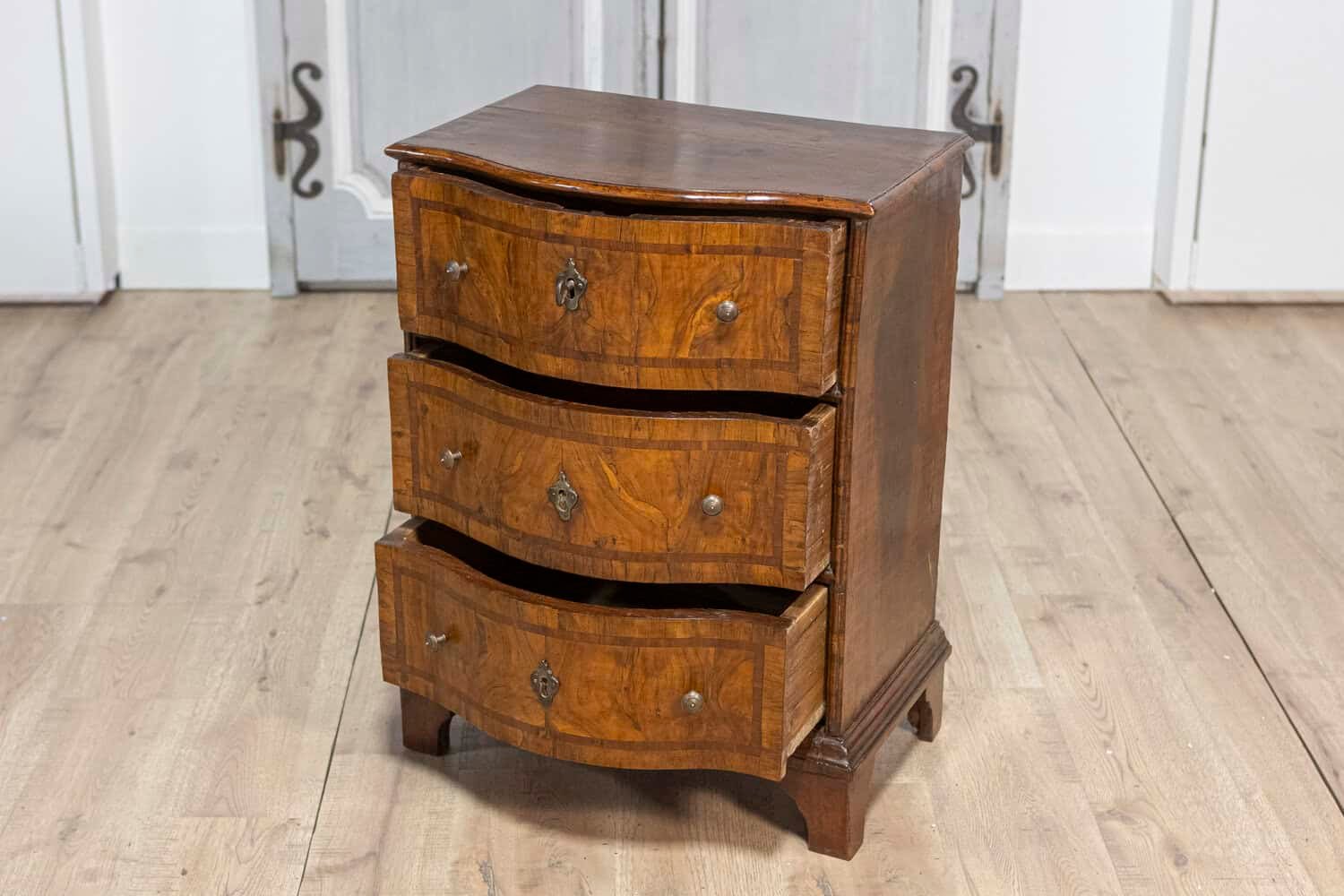 Italian 18th Century Walnut and Mahogany Three-Drawer, Serpentine Front Chest - JAA