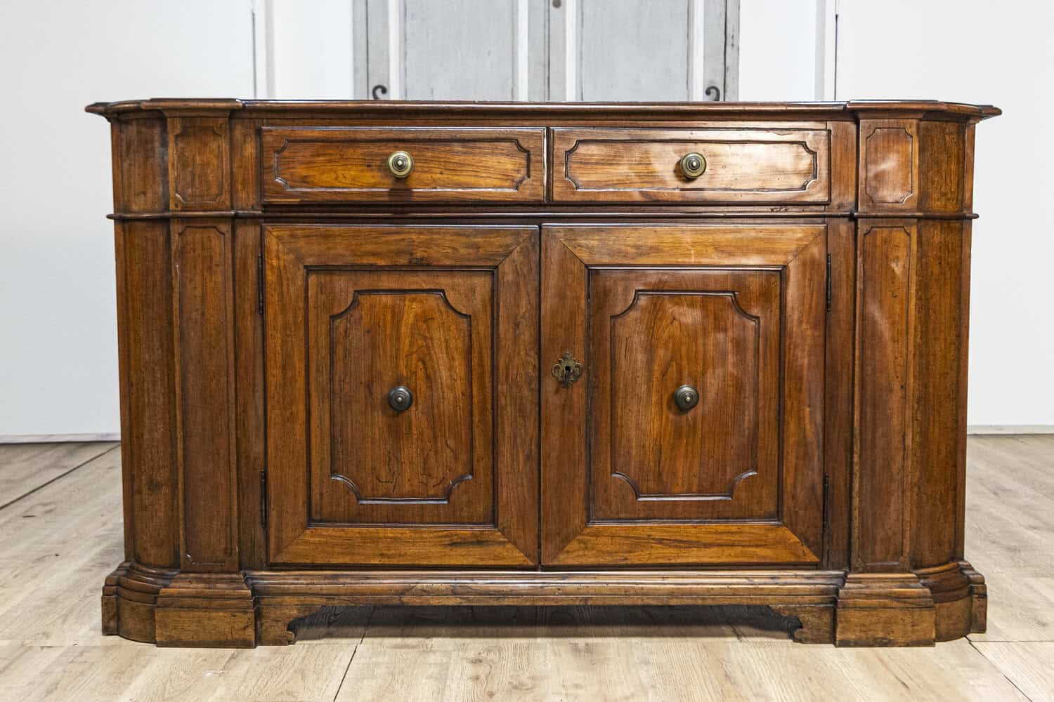 Italian 1700s Walnut Credenza with Four Drawers, Four Doors and Pilasters - JAA