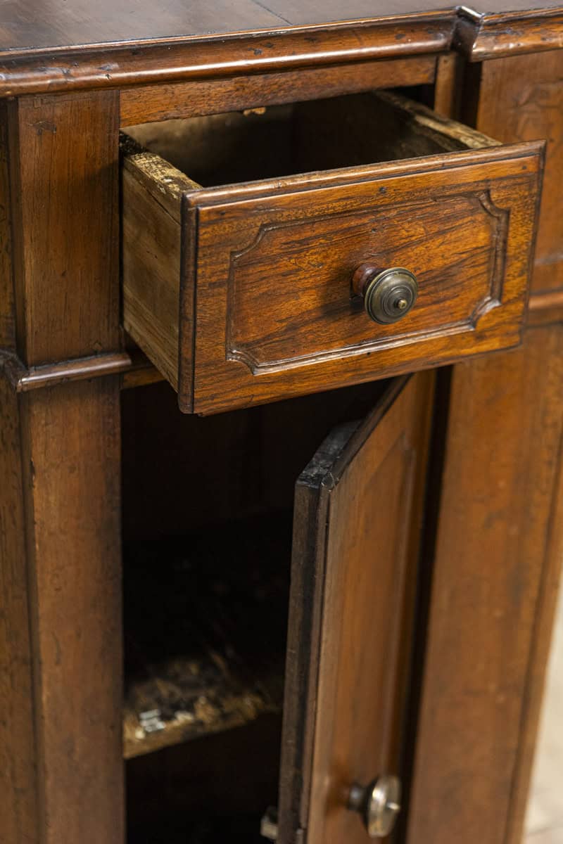 Italian 1700s Walnut Credenza with Four Drawers, Four Doors and Pilasters - JAA
