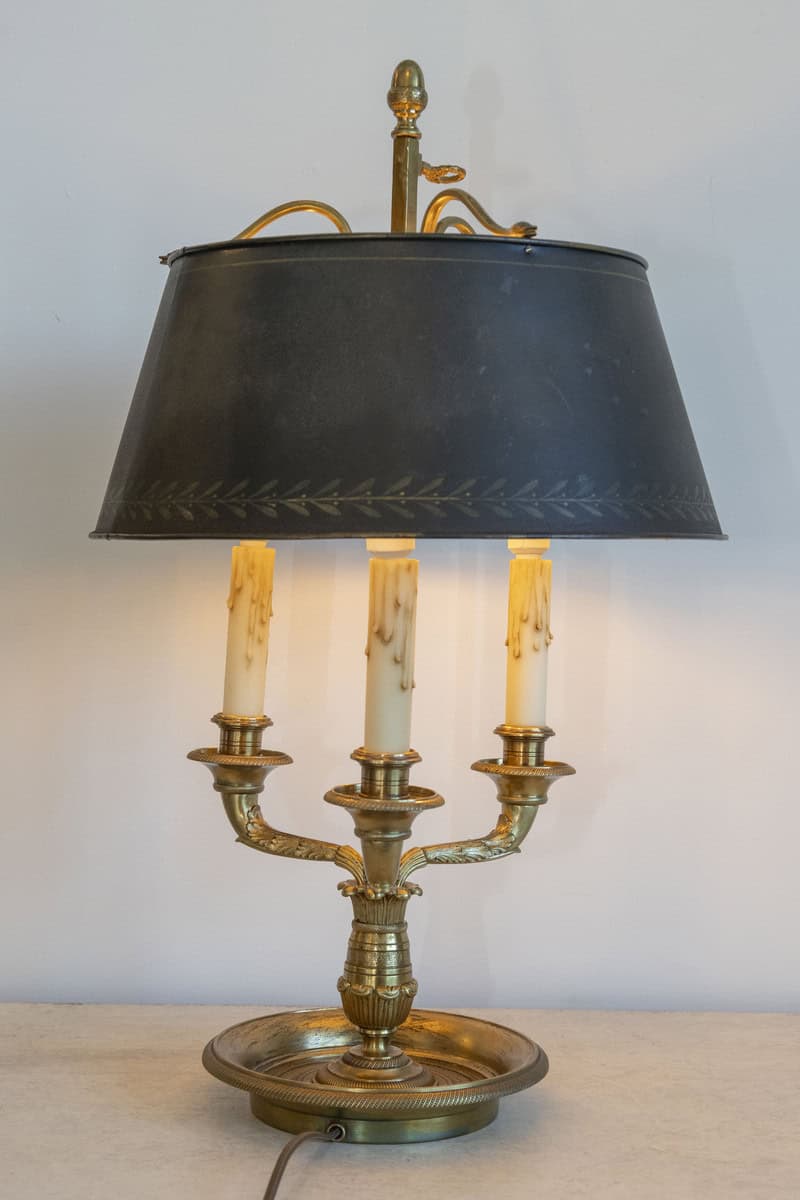 20th Century French Bouillotte Lamp with Black Tôle Shade - JAA