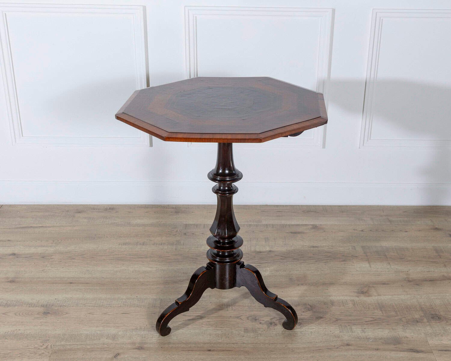 Empire Octagonal Sail Table in Walnut with Precious Wood Veneer, Milan, Early 19th Century - JAA