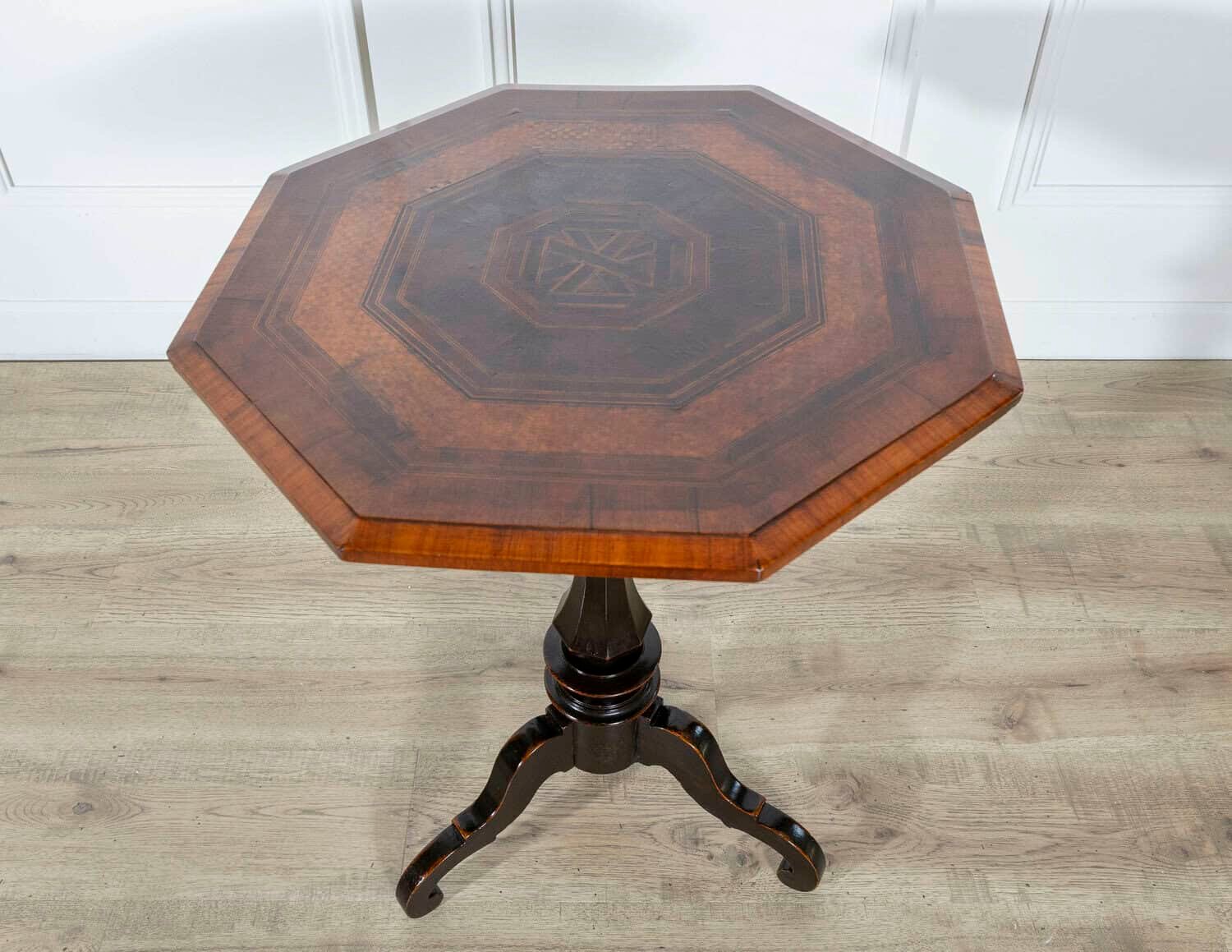 Empire Octagonal Sail Table in Walnut with Precious Wood Veneer, Milan, Early 19th Century - JAA
