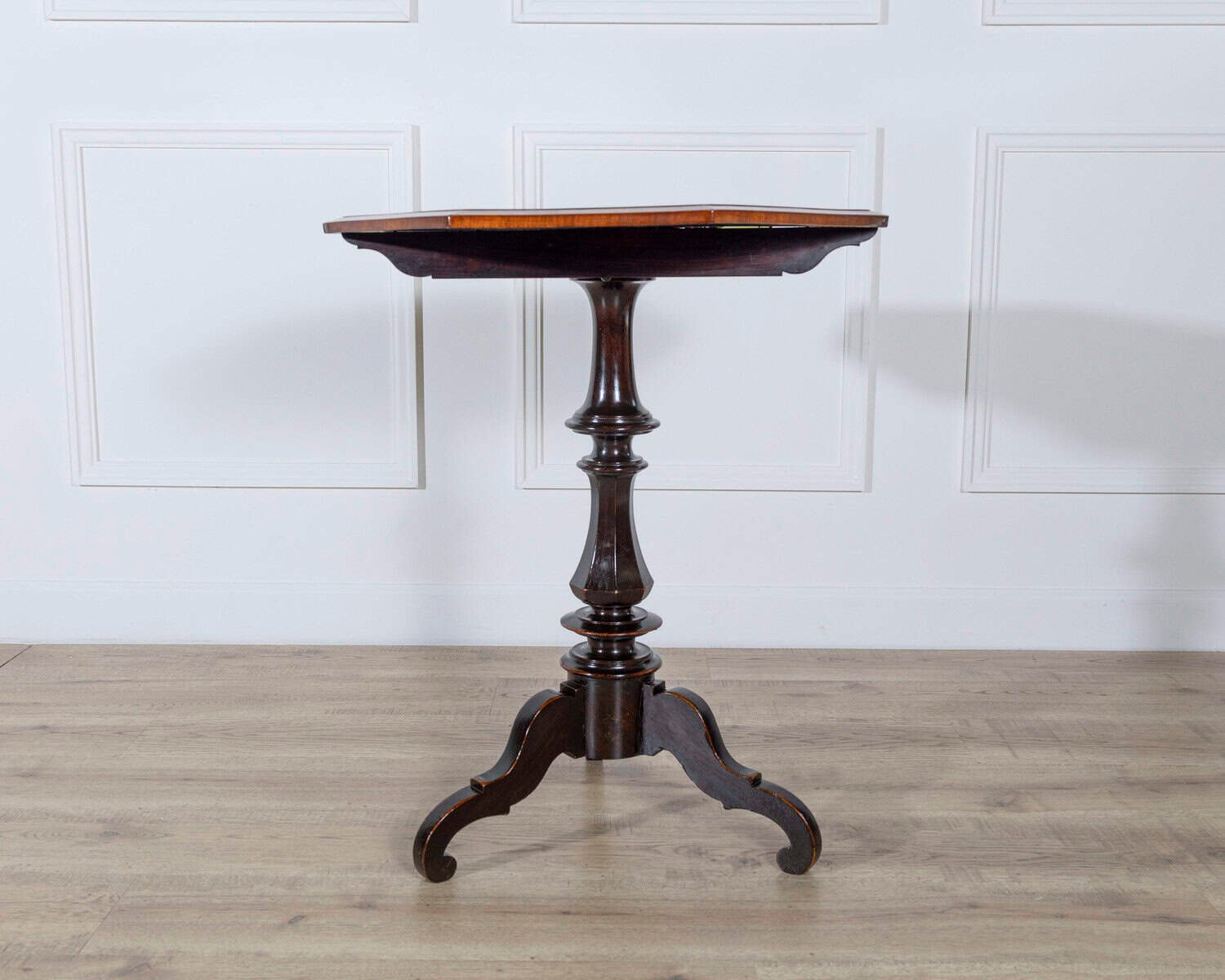 Empire Octagonal Sail Table in Walnut with Precious Wood Veneer, Milan, Early 19th Century - JAA