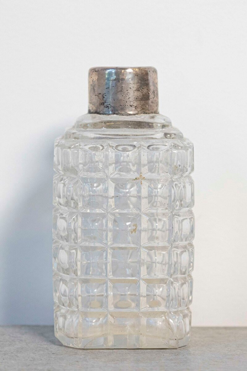 Petite French 1860s Napoleon III Period Crystal Toiletry Bottle with Silver Neck - JAA