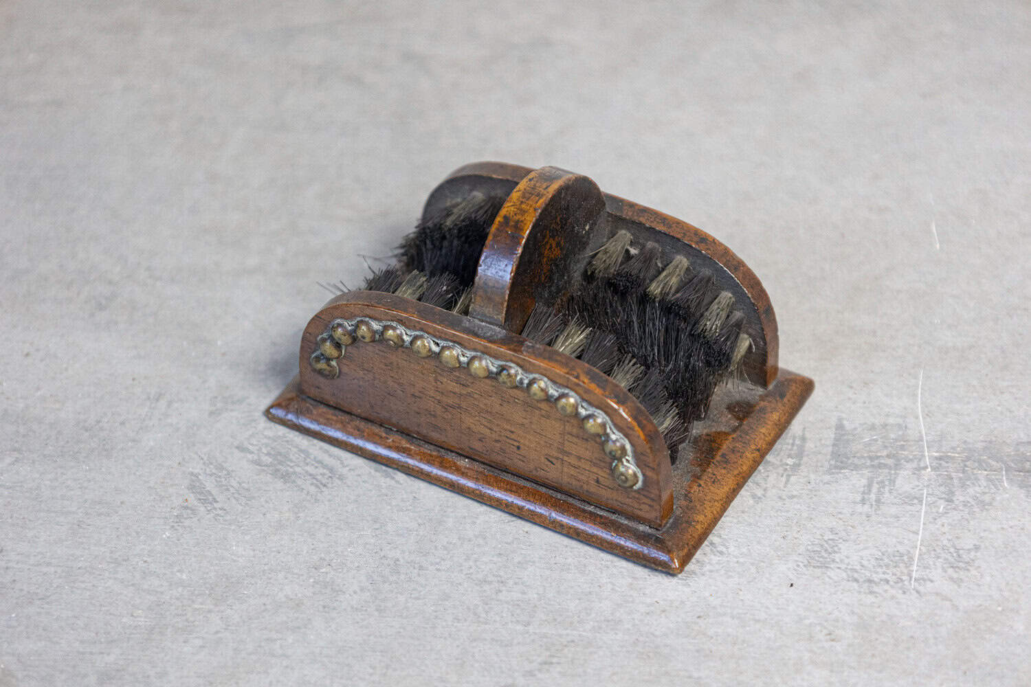 English 19th Century Victorian Shoe Care Set with Original Leather Case - JAA