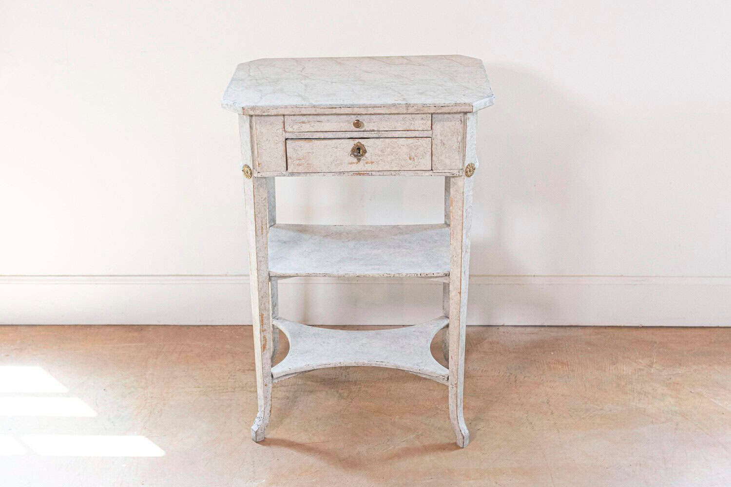 Swedish 1900s Gustavian Style Painted Console Table with Two Drawers and Shelves - JAA