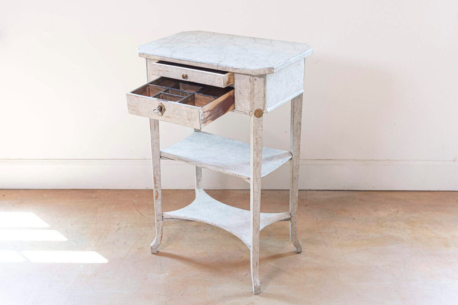 Swedish 1900s Gustavian Style Painted Console Table with Two Drawers and Shelves - JAA