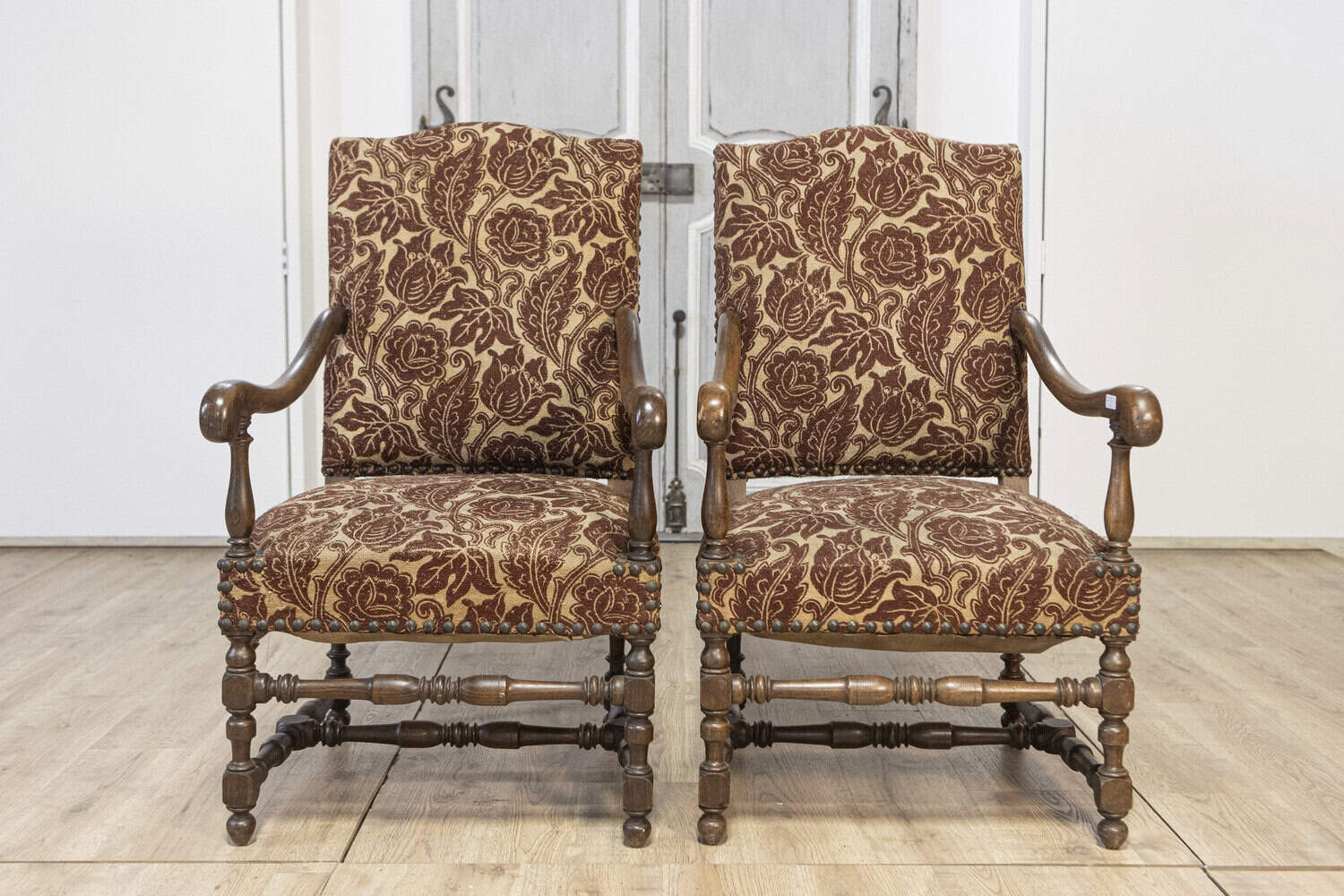 Pair of 20th Century French Arm Chairs - JAA