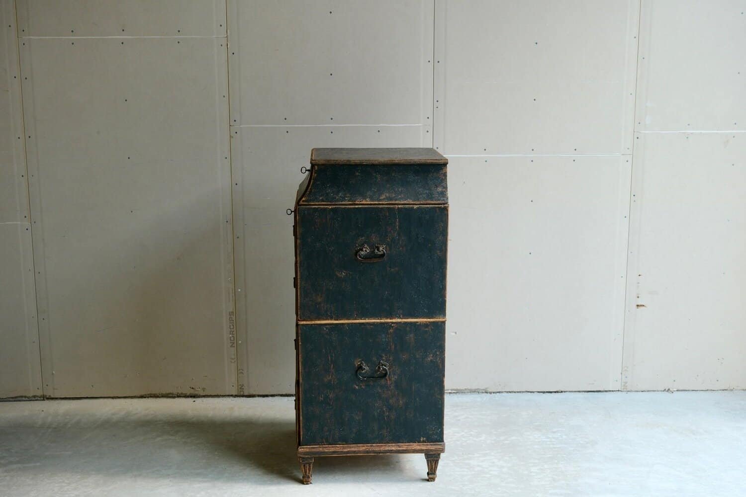 Late 18th Century Captain’s Chest - JAA