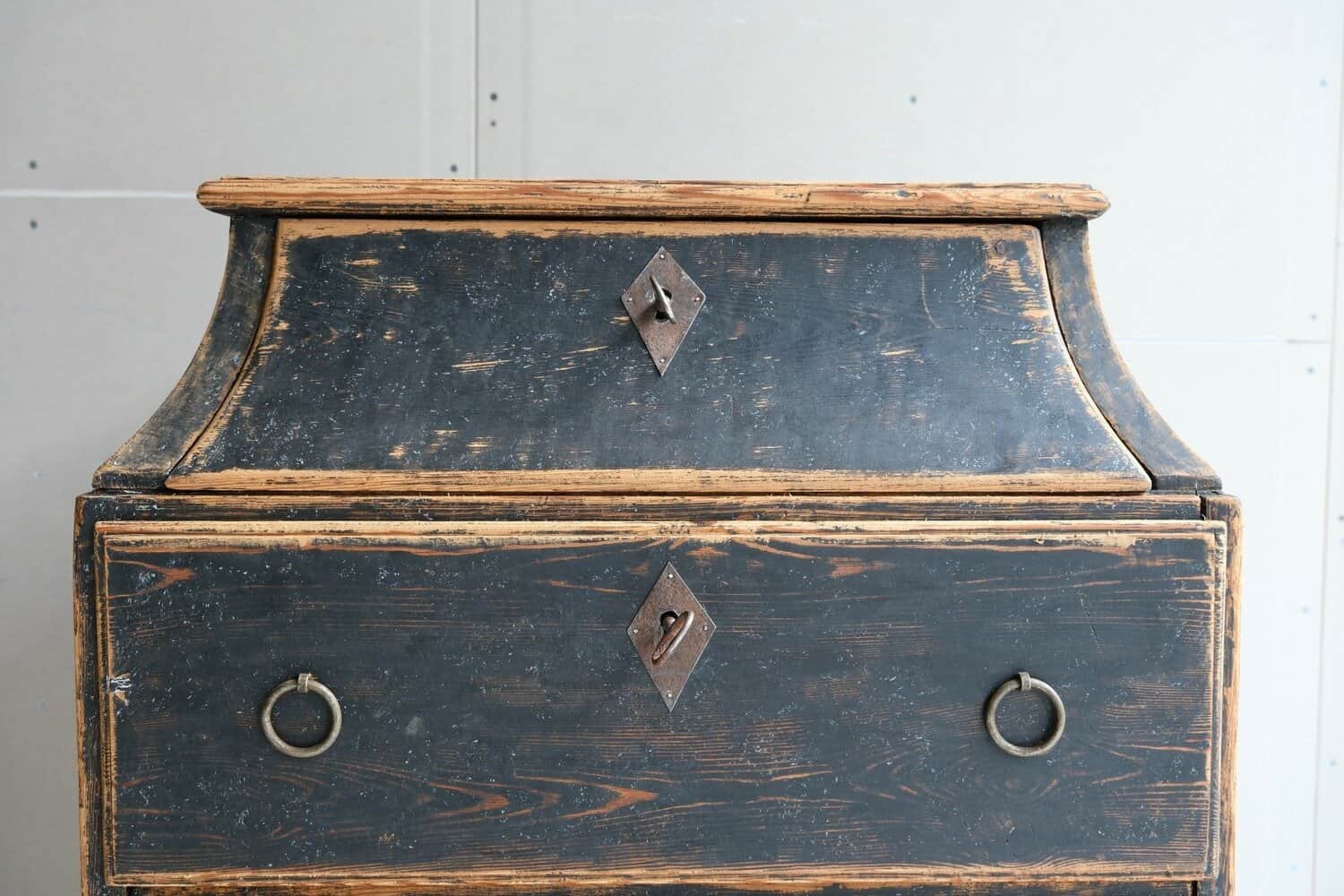 Late 18th Century Captain’s Chest - JAA