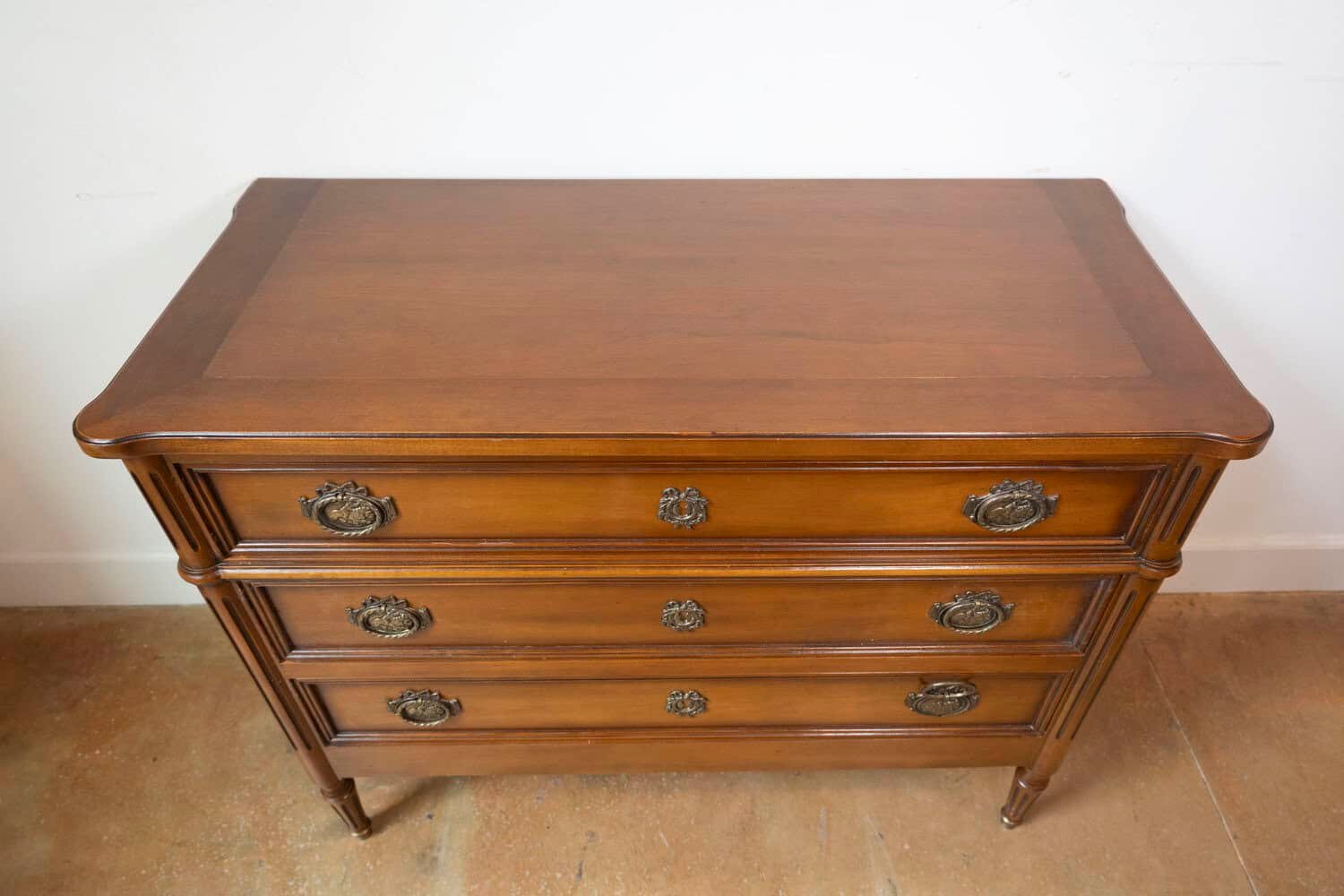 French Louis XVI Style Light Walnut Commode with Three Drawers and Fluted Motifs - JAA