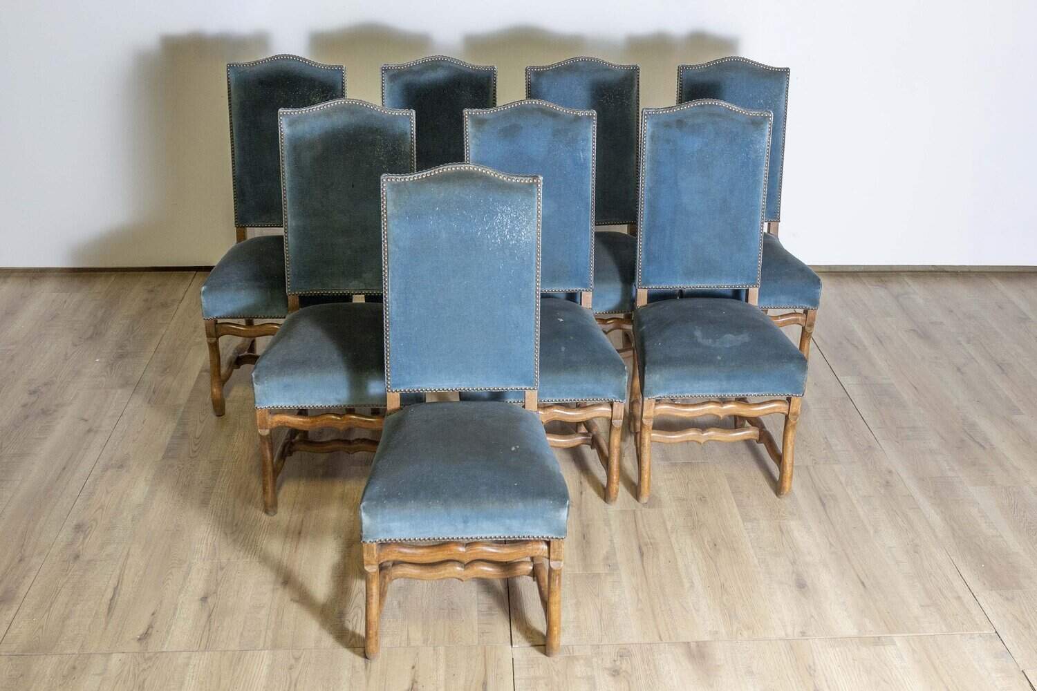 Set of Eight 20th Century French Mutton Leg Side Chairs - JAA