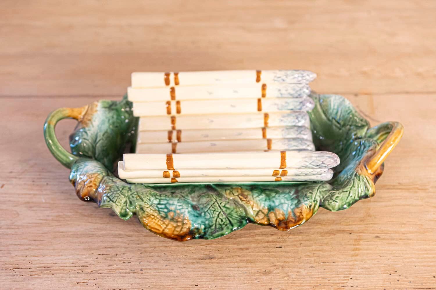 French 19th Century Majolica Asparagus Serving Tray with Oval Foliage Plate - JAA