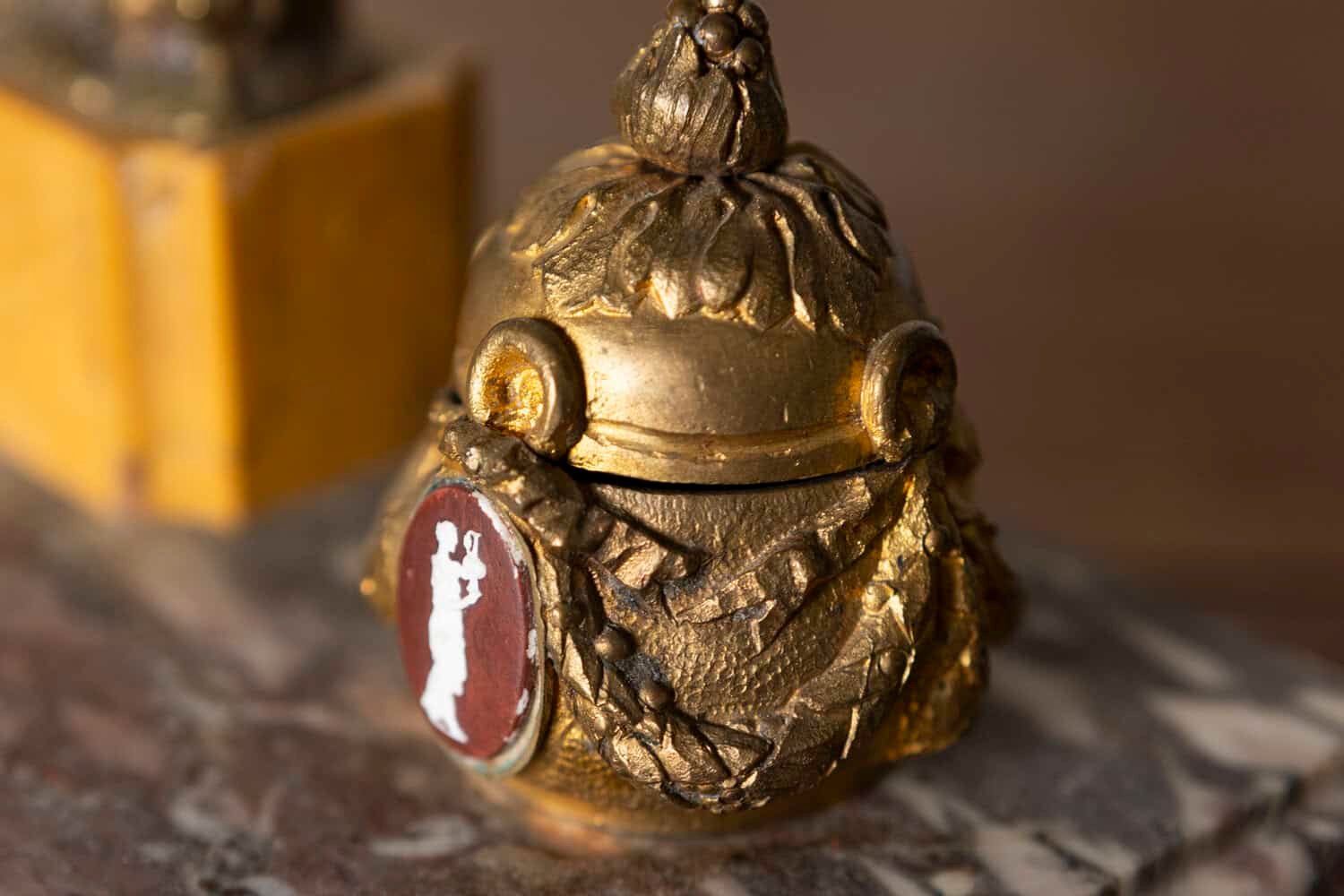 19th-Century French Marble and Gilt Bronze Inkwell with Rooster Motif - JAA