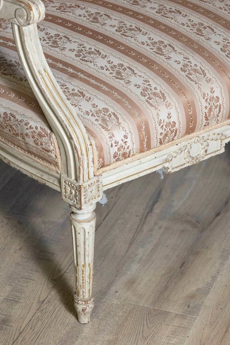 1790s Louis XVI Period French Painted Sofa with Oval Back and Carved Foliage - JAA