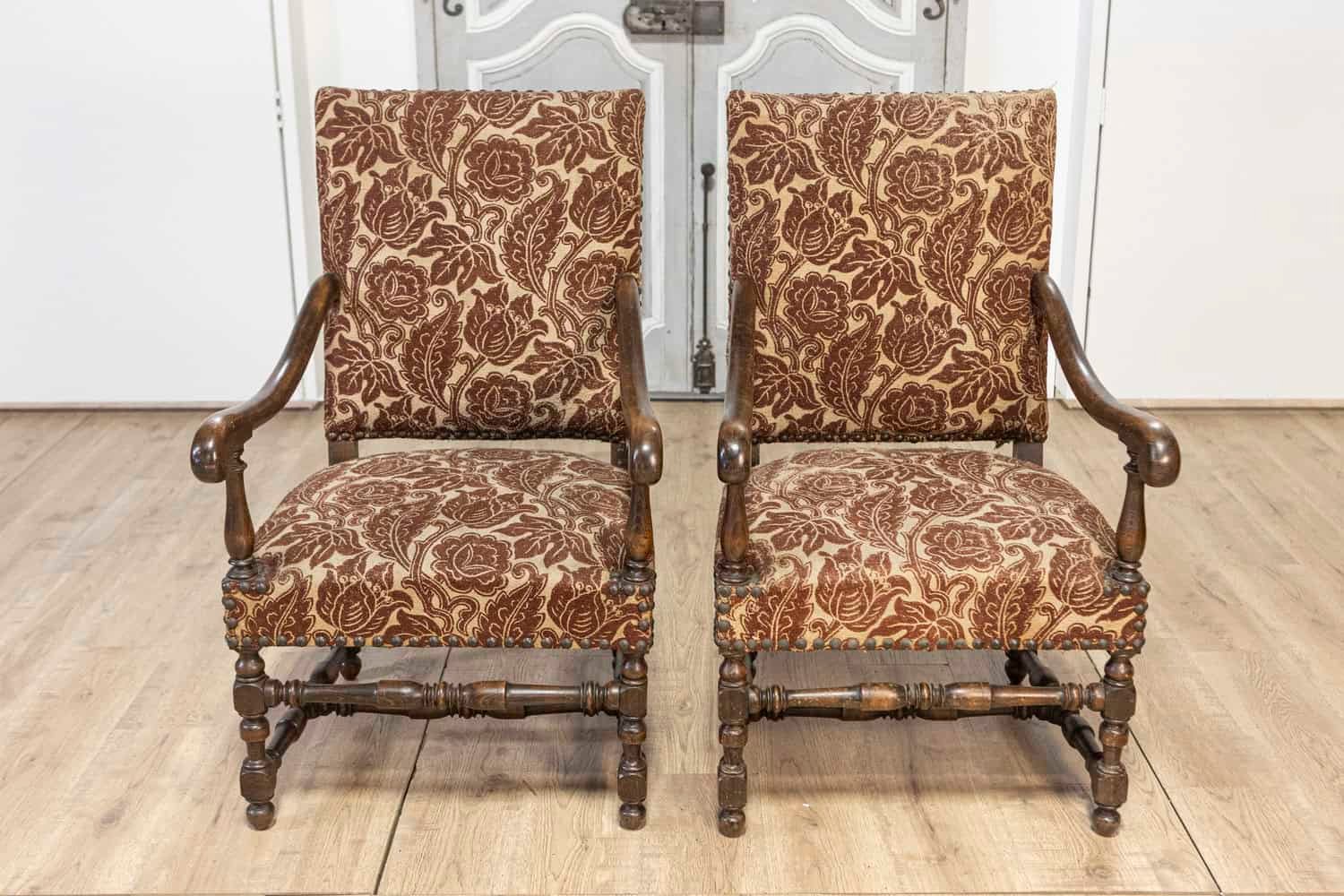 Pair of 20th Century French Arm Chairs - JAA