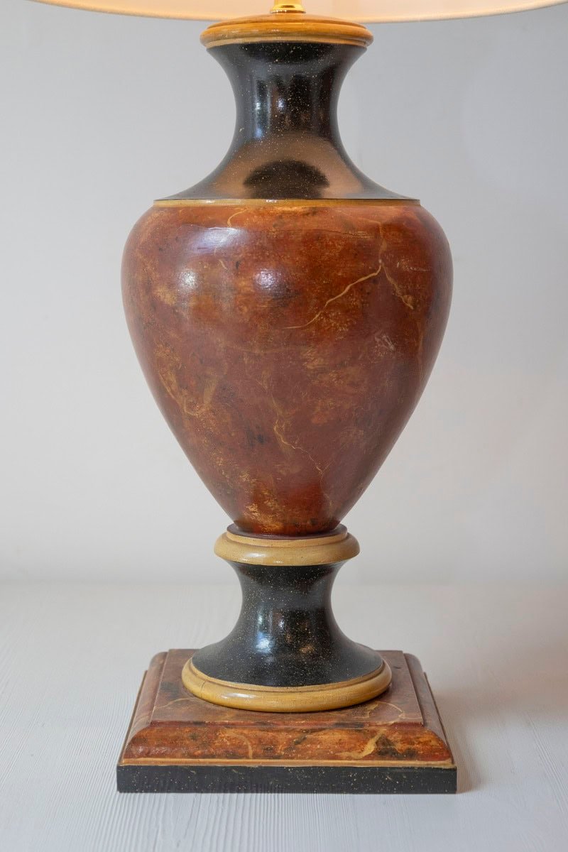 20th Century French Marble Urn Table Lamp with Gold Accents - JAA
