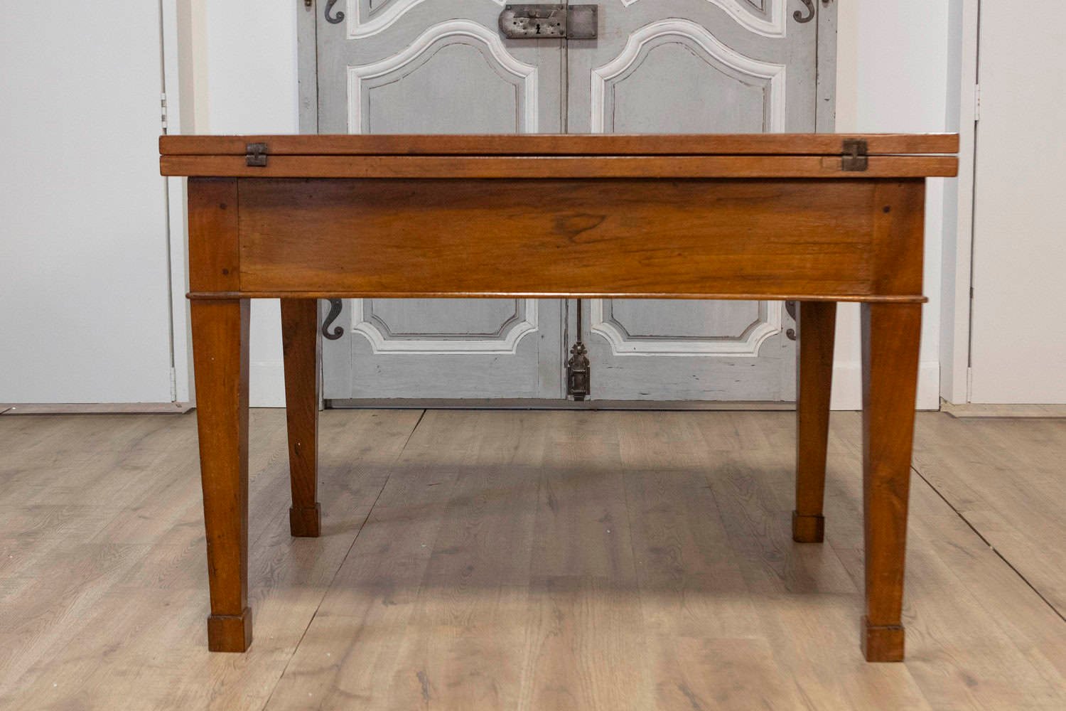Italian Early 19th Century Walnut Folding Table with Tapered Legs - JAA