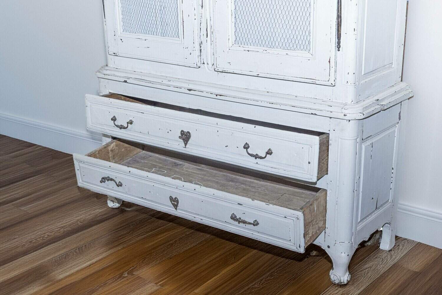 Southwestern French 1760s Louis XV Buffet à Deux-Corps with Chicken Wire Doors - JAA
