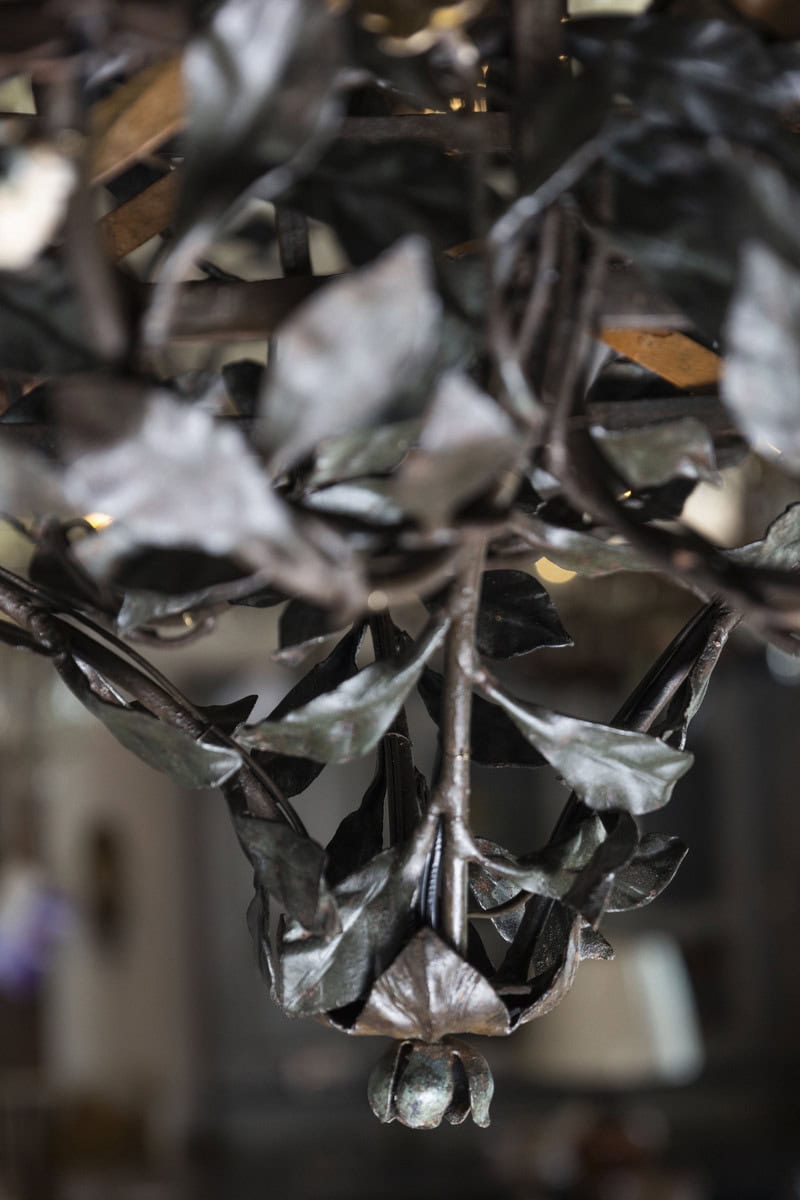 20th Century Italian Tole Floral Chandelier with Painted Leaves and Gilt Accents - JAA