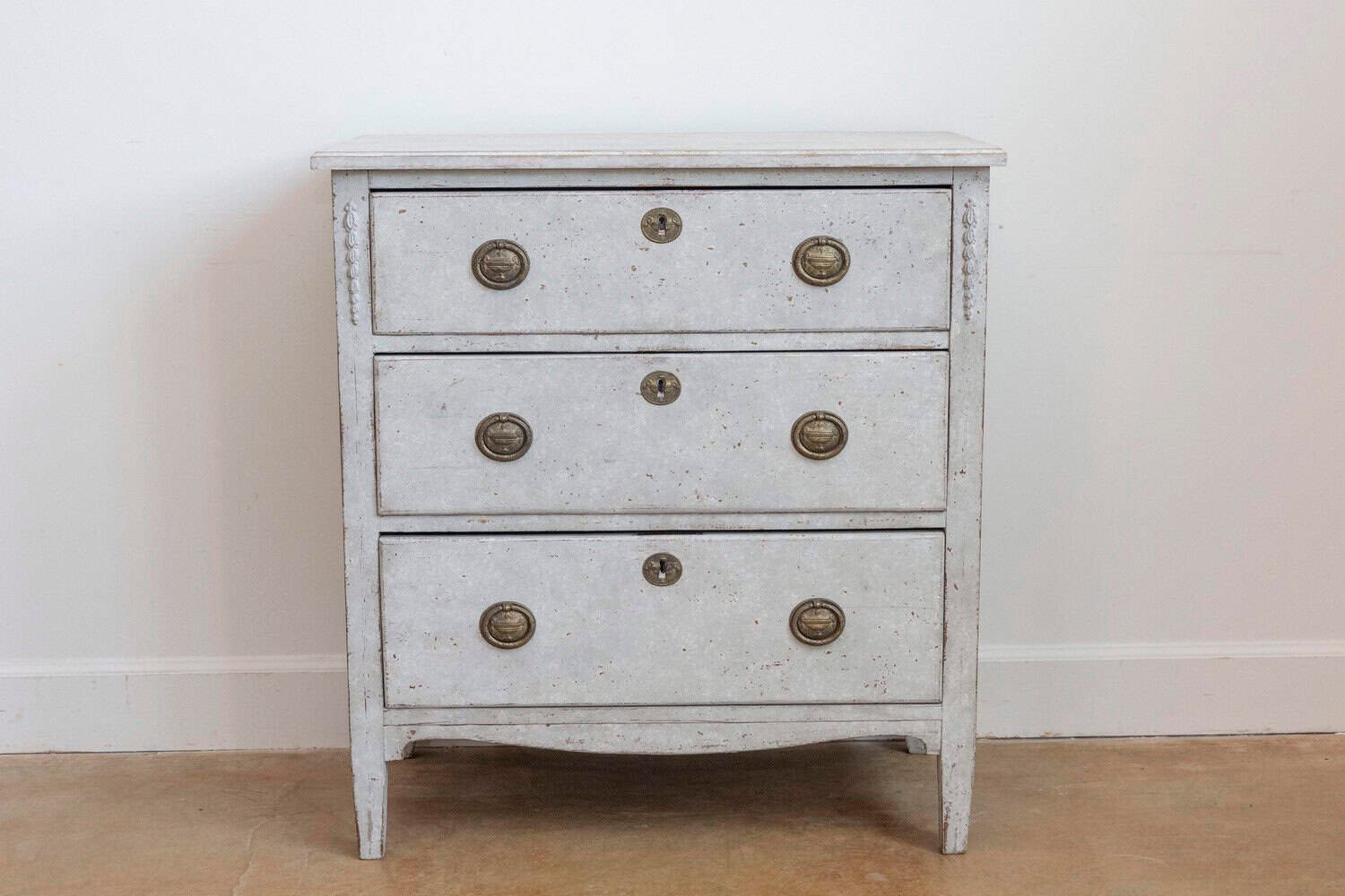 Gustavian Style Swedish Light Grey Painted Three-Drawer Chest with Carved Posts - JAA