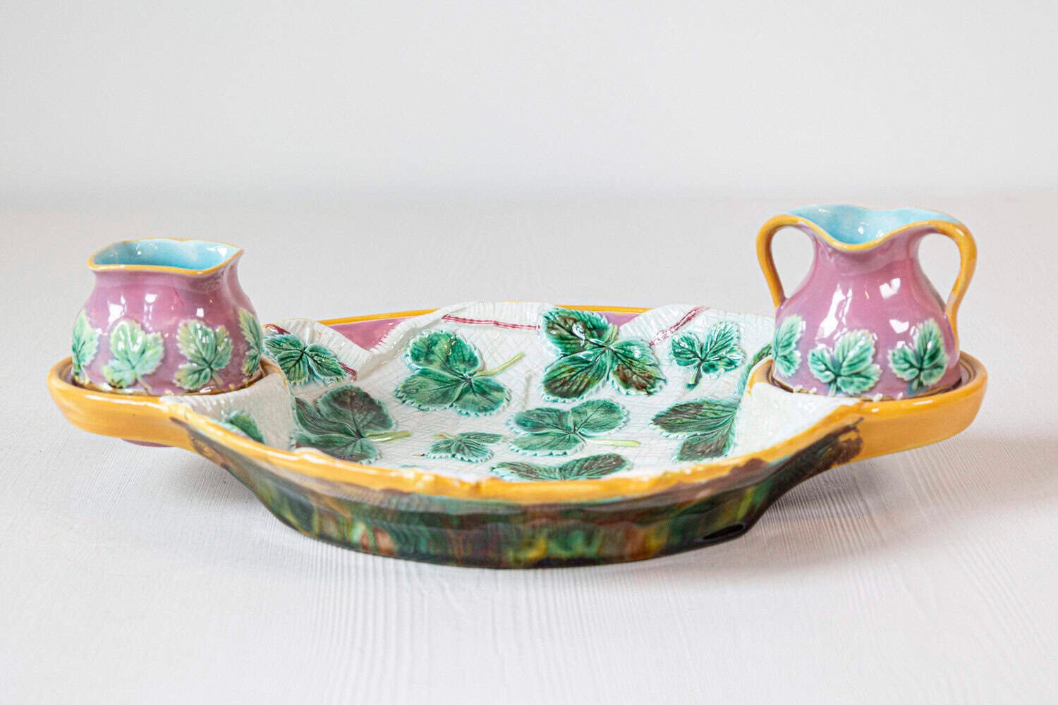 English 19th Century Majolica Serving Tray with Two Pitchers by George Jones - JAA