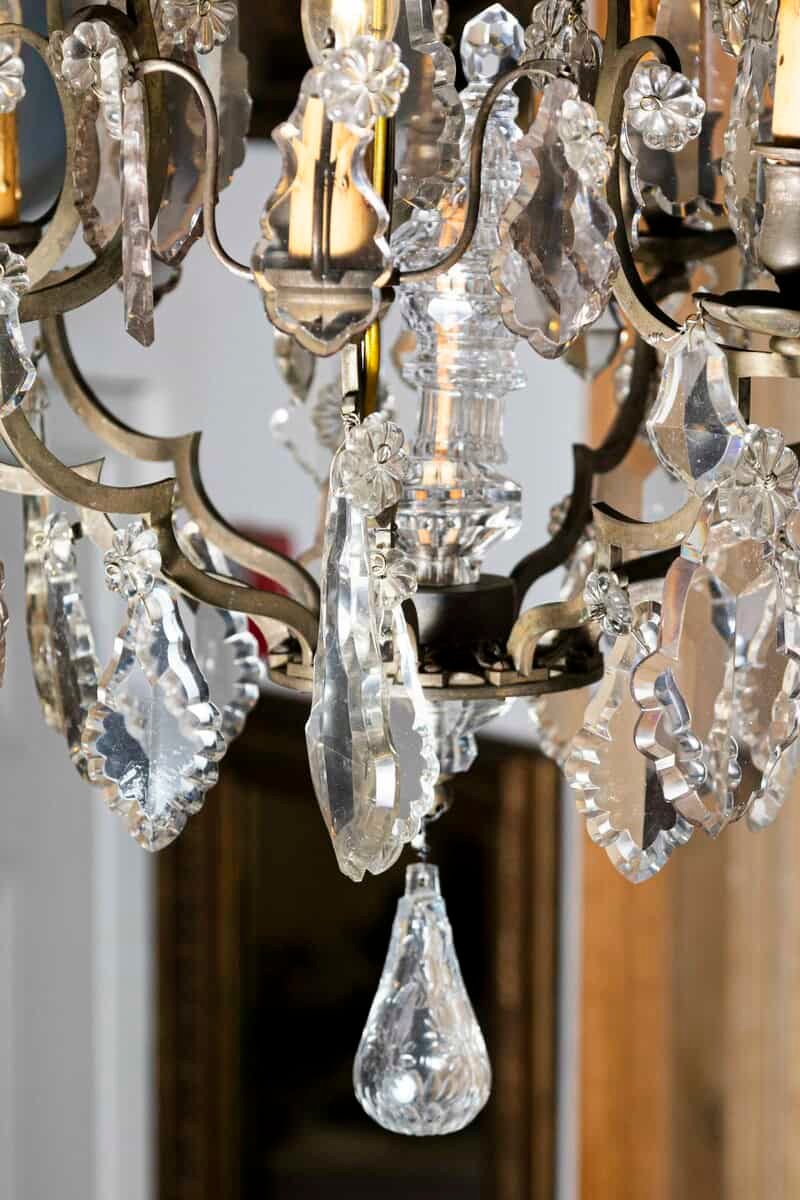 French Louis-Philippe Period 1840s Eight-Light Crystal Chandelier with Finial - JAA