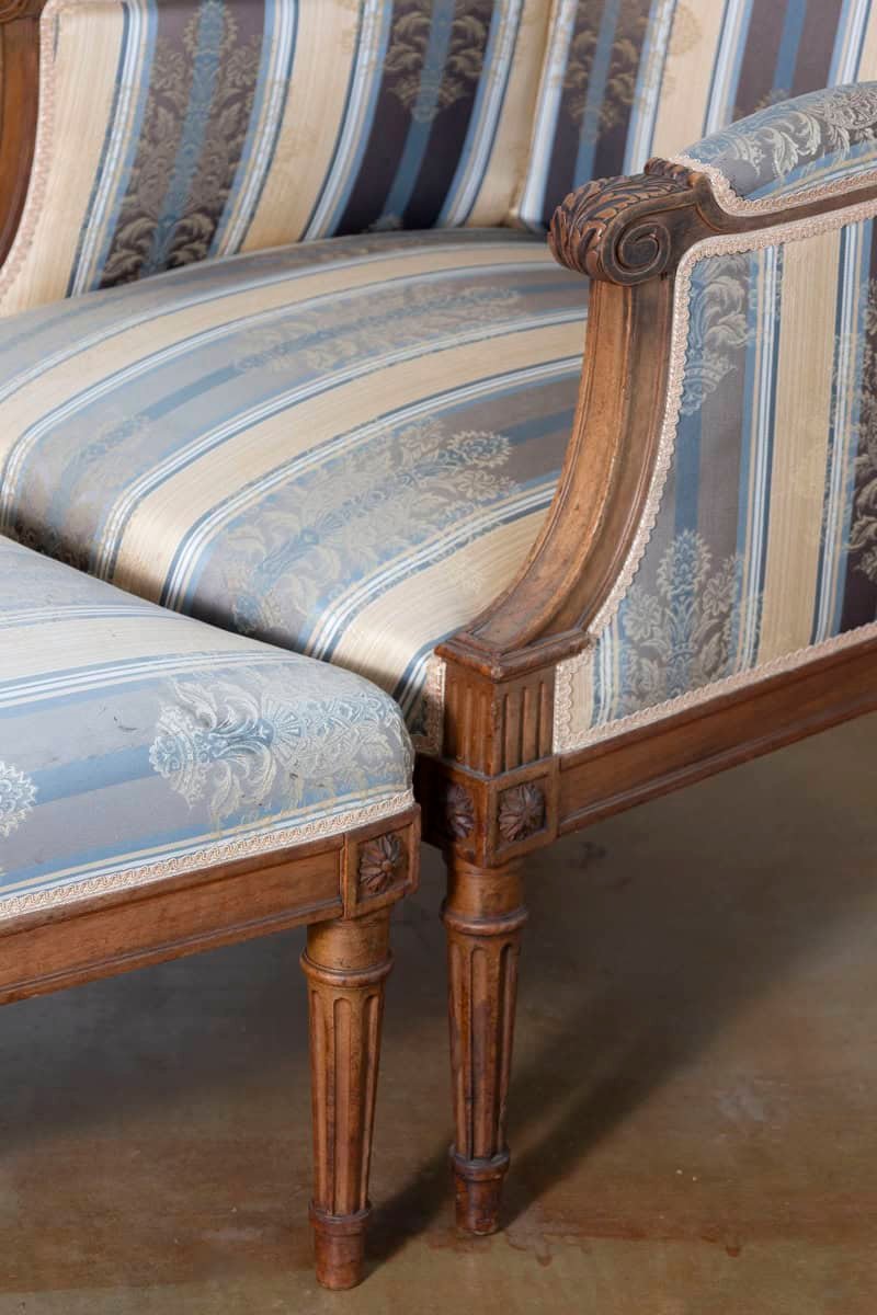 19th Century French Duchesse Brisse - JAA