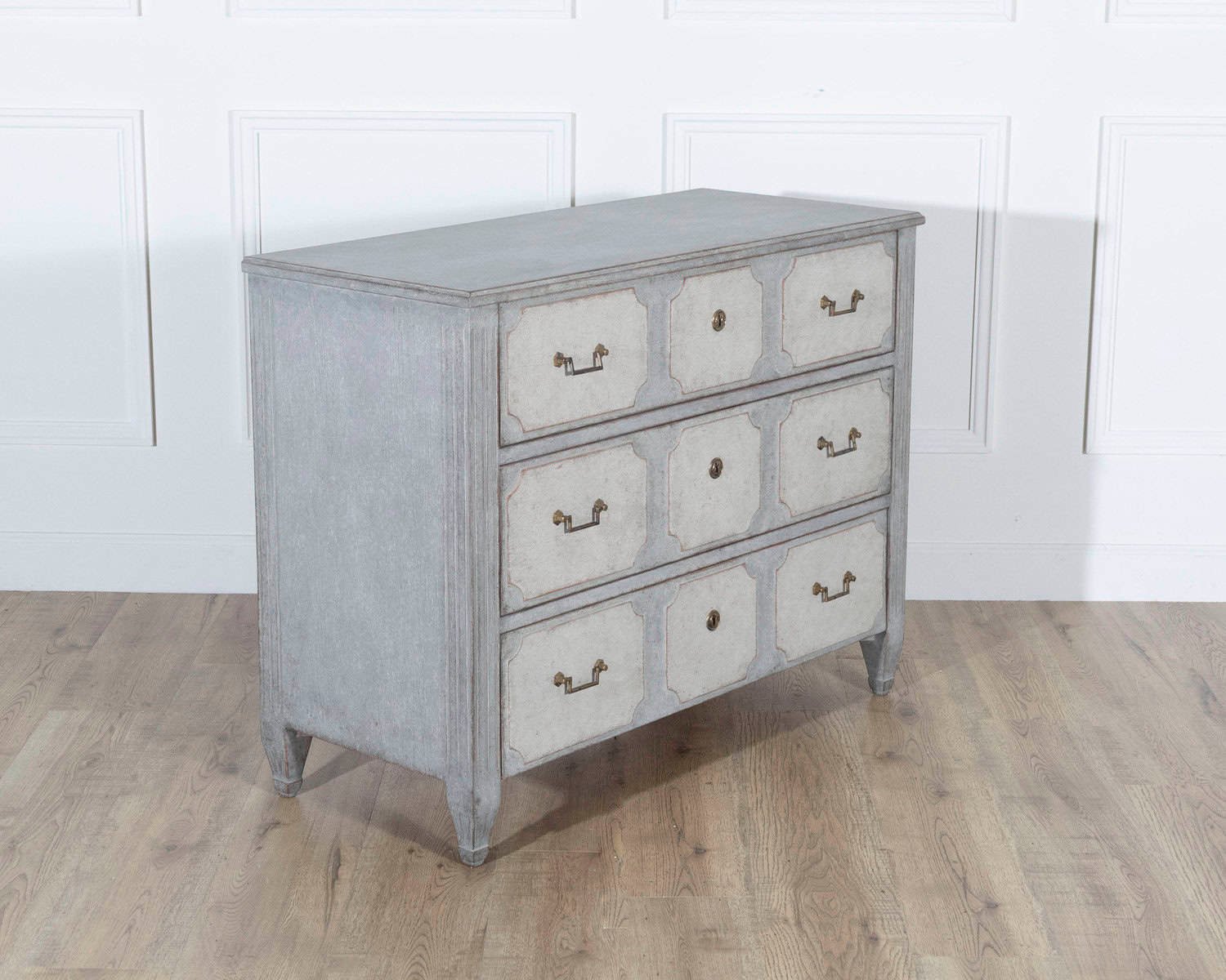Swedish Gustavian Style Chest of Drawers in Two Shades of Grey, Circa 1880 - JAA