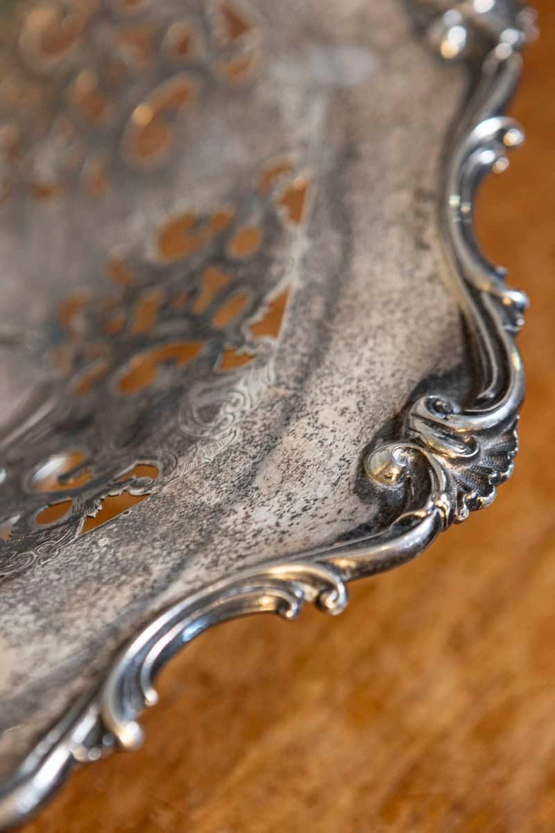 English Victorian Late 19th Century Melvin Pratt Silver Cake Basket with Handle - JAA