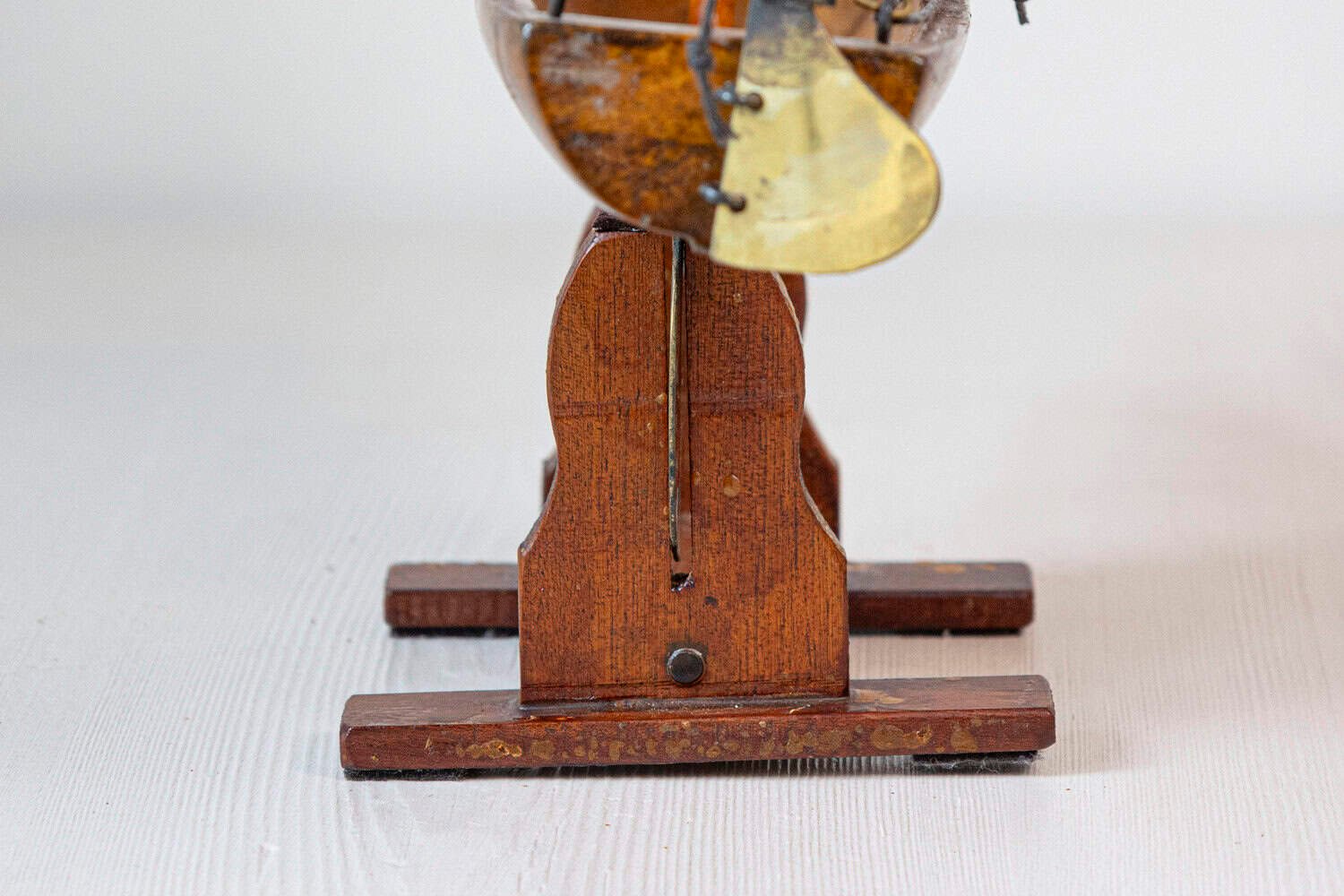 English 1920s George V Period Gaff Cutter Pond Yacht with Red Sails - JAA