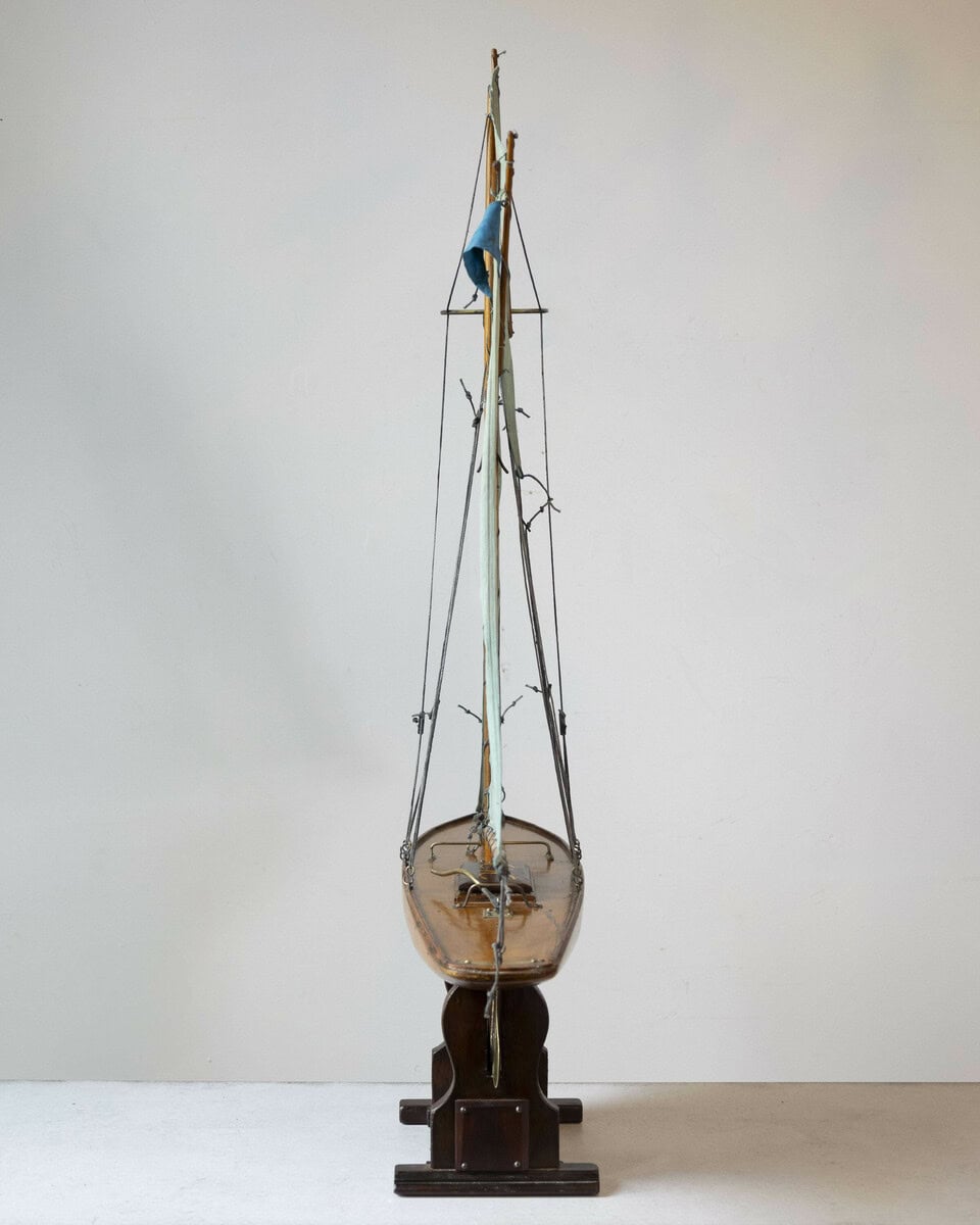 Large English Gaff-Rigged Pond Yacht, Early 20th Century - JAA