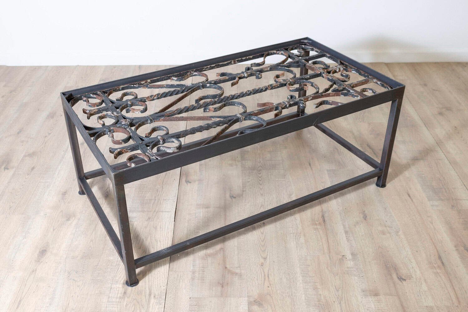 20th Century French Coffee Table - JAA
