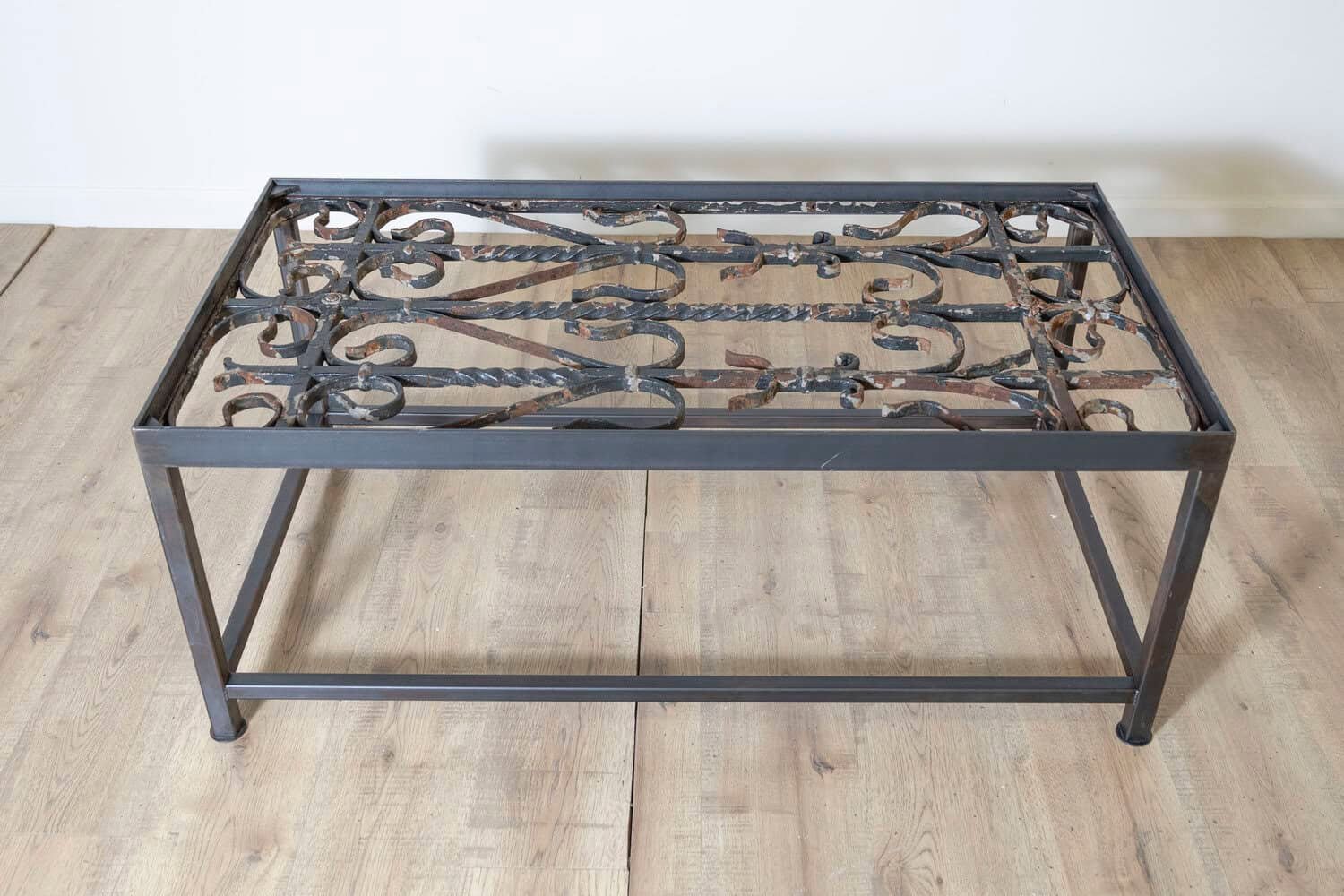 20th Century French Coffee Table - JAA