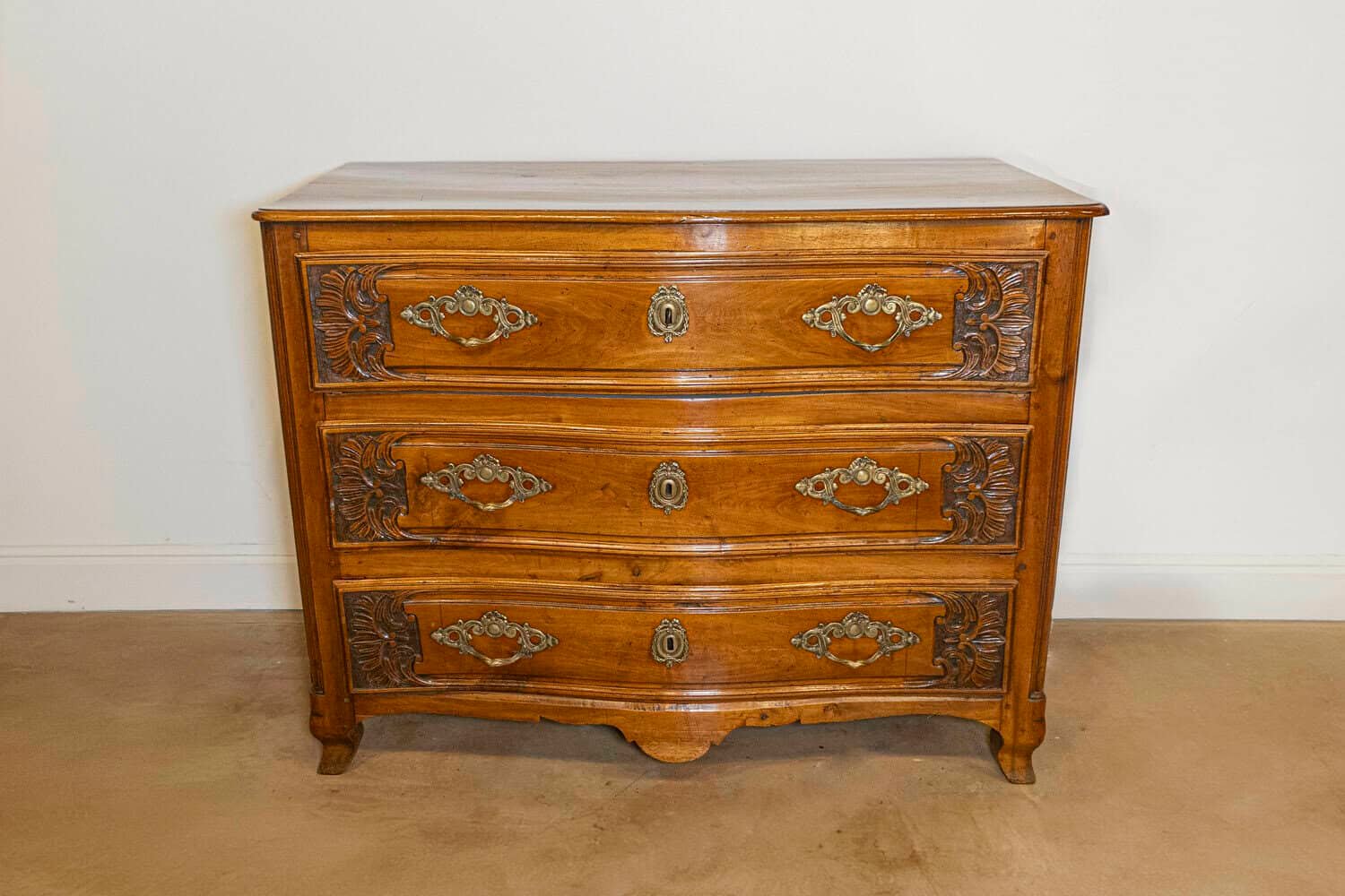 French Louis XV Period 1730s Walnut Three-Drawer Commode from Lyon with Foliage - JAA