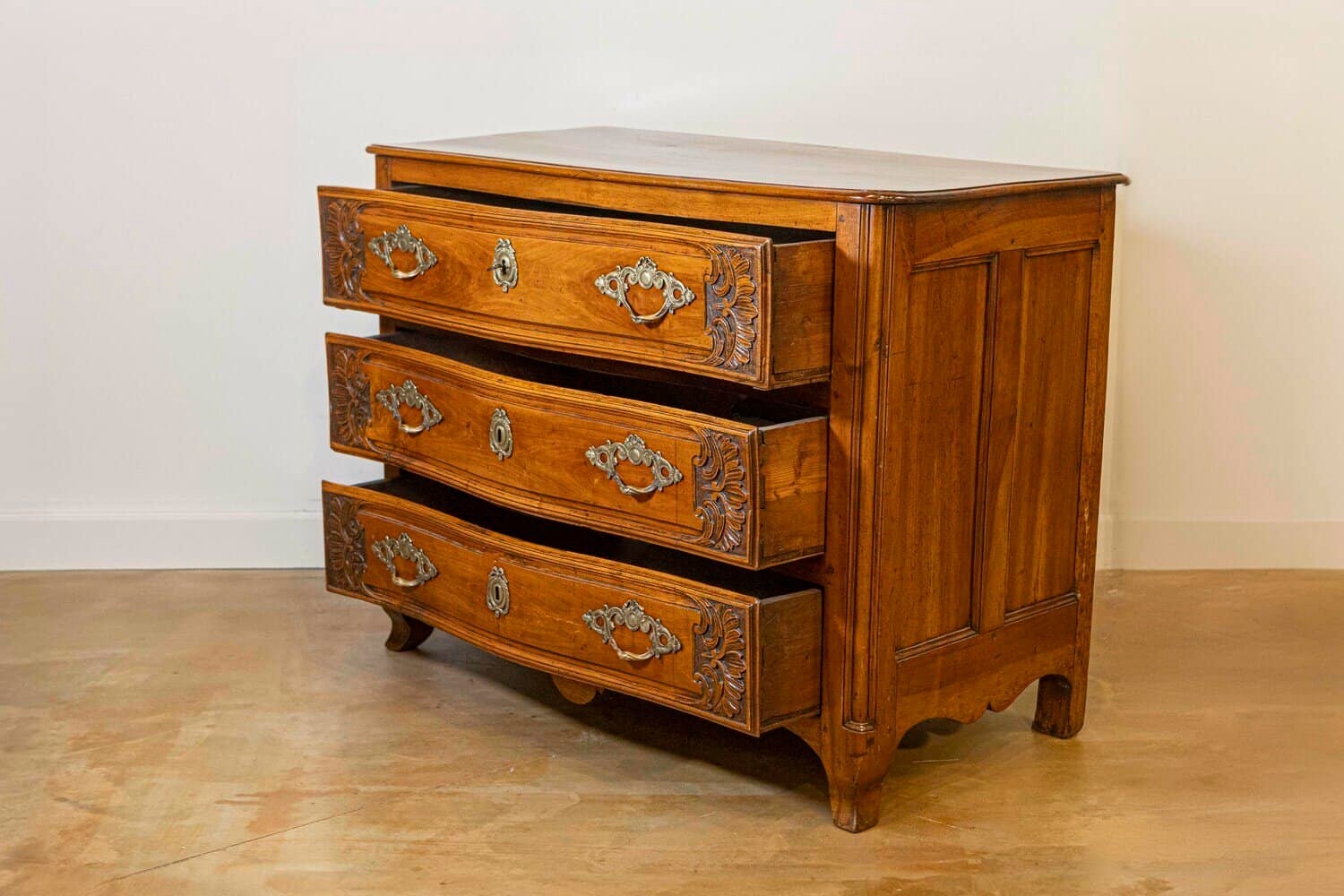 French Louis XV Period 1730s Walnut Three-Drawer Commode from Lyon with Foliage - JAA